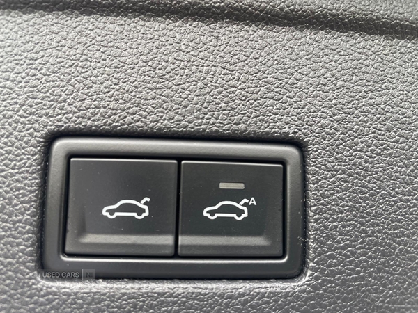 Volkswagen Touareg DIESEL ESTATE in Tyrone
