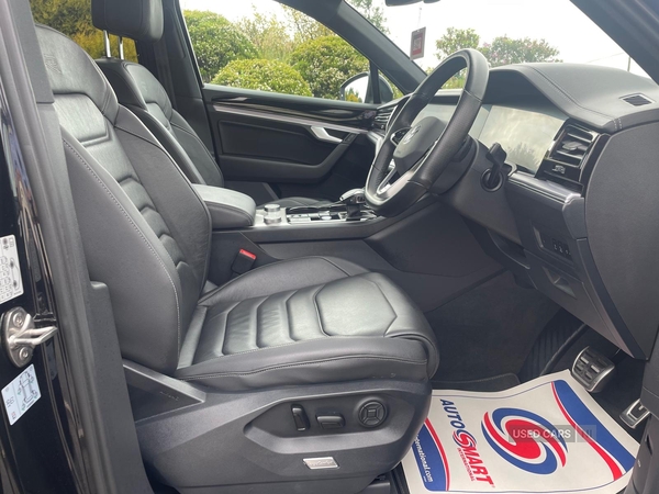 Volkswagen Touareg DIESEL ESTATE in Tyrone