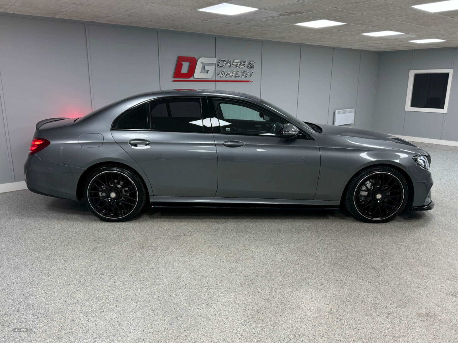 Oct 2017 Mercedes E-Class E220d AMG Line 4dr 9G-Tronic