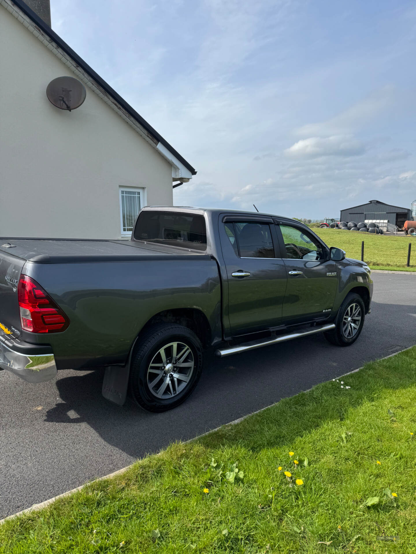 Apr 2019 Toyota Hilux Invincible D/Cab Pick Up 2.4 D-4D