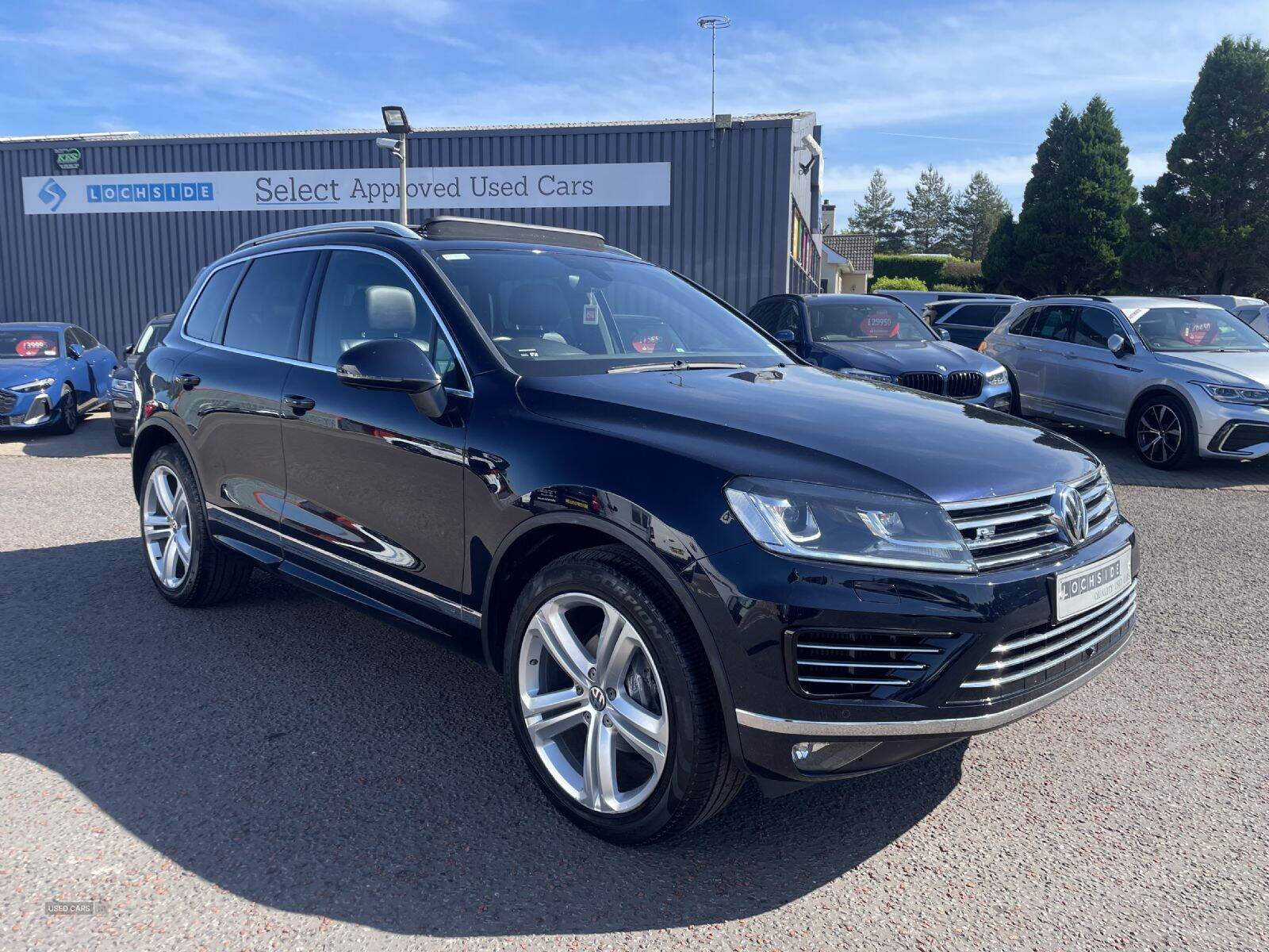 Oct 2017 Volkswagen Touareg 3.0 V6 TDI BMT 262 R-Line Plus 5dr Tip Auto