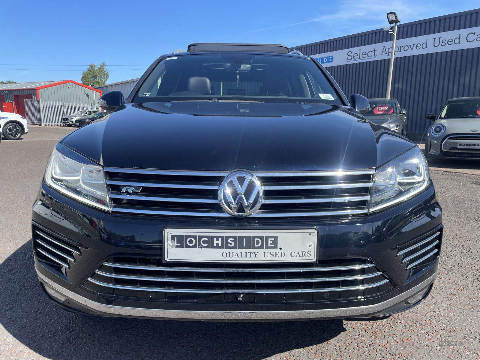 Oct 2017 Volkswagen Touareg 3.0 V6 TDI BMT 262 R-Line Plus 5dr Tip Auto