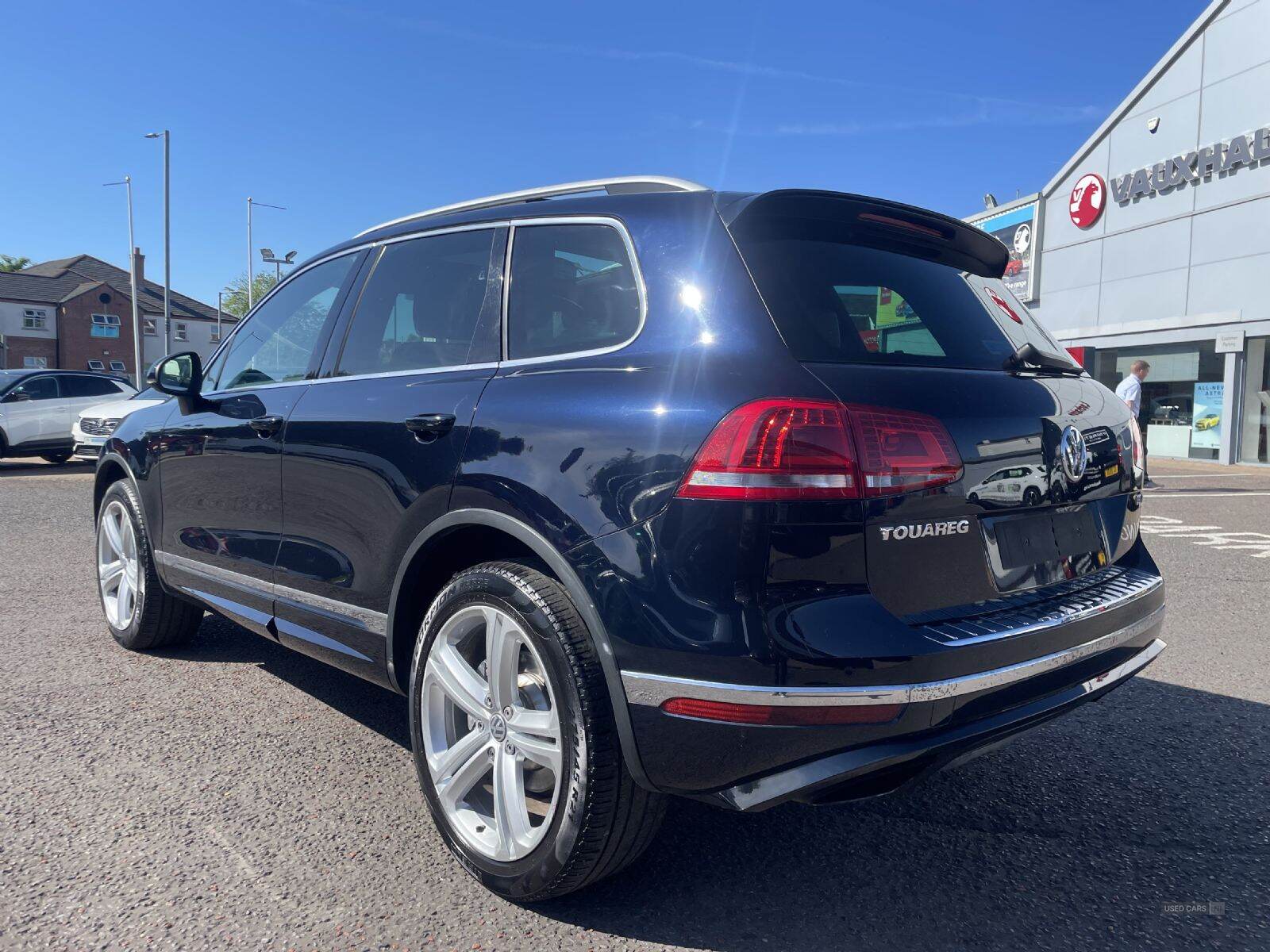 Oct 2017 Volkswagen Touareg 3.0 V6 TDI BMT 262 R-Line Plus 5dr Tip Auto