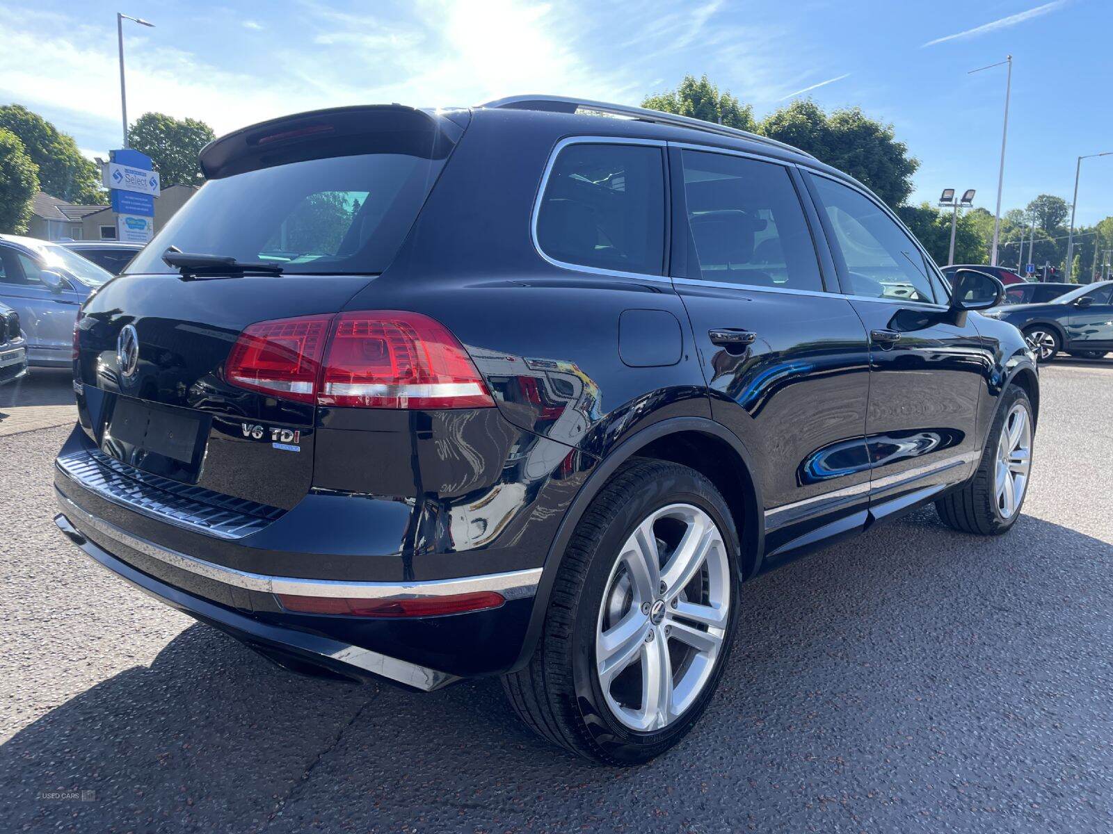 Oct 2017 Volkswagen Touareg 3.0 V6 TDI BMT 262 R-Line Plus 5dr Tip Auto