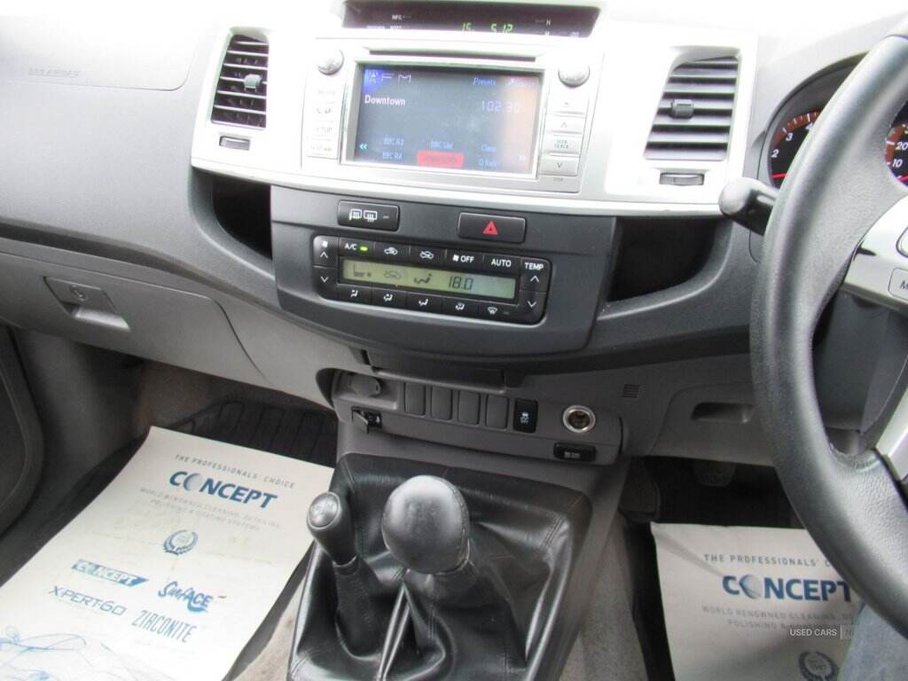 Sep 2012 Toyota Hi-lux Invincible D/Cab Pick Up 3.0 D-4D 4WD 171