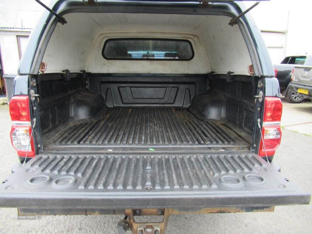 Sep 2012 Toyota Hi-lux Invincible D/Cab Pick Up 3.0 D-4D 4WD 171