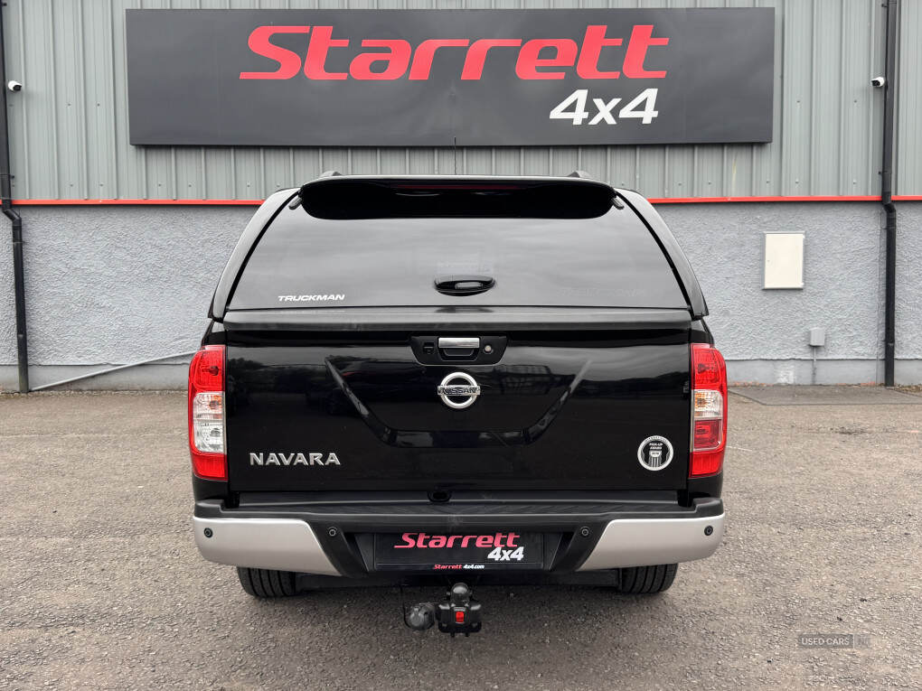 Sep 2017 Nissan Navara Double Cab Pick Up Tekna 2.3dCi 190 4WD Auto