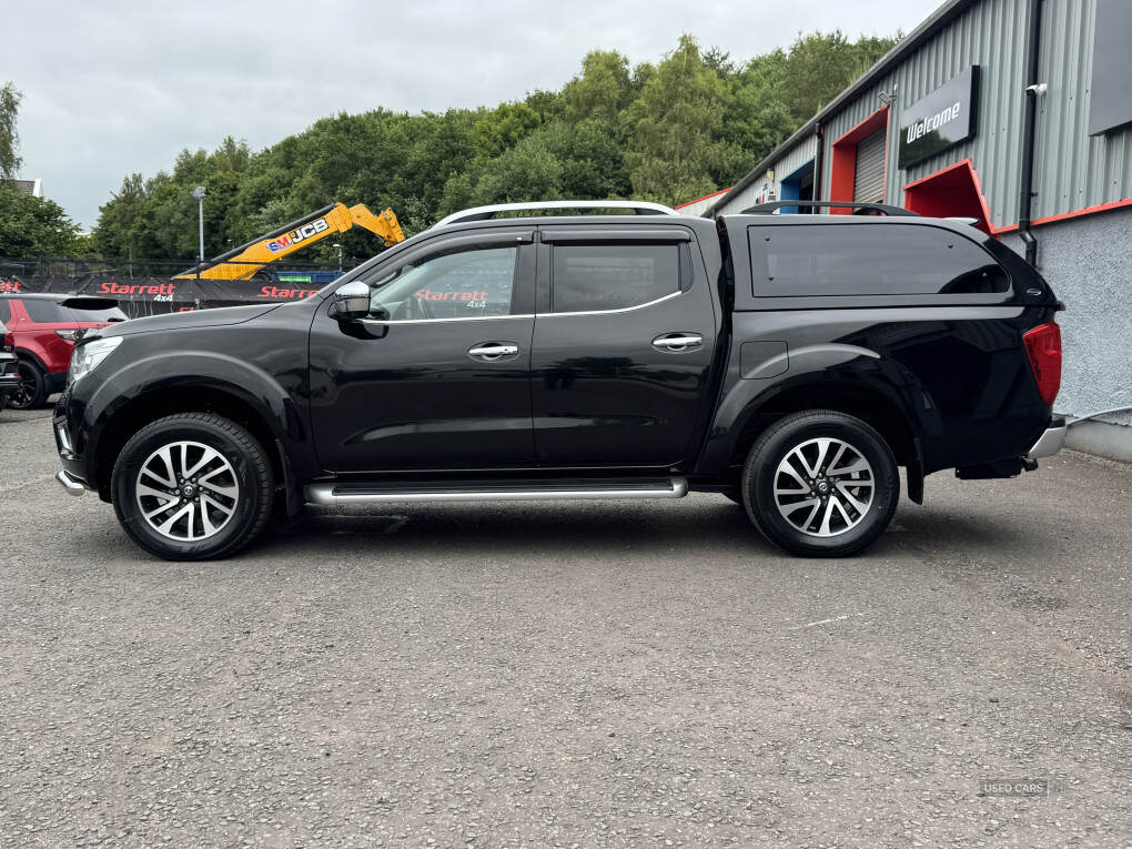 Sep 2017 Nissan Navara Double Cab Pick Up Tekna 2.3dCi 190 4WD Auto