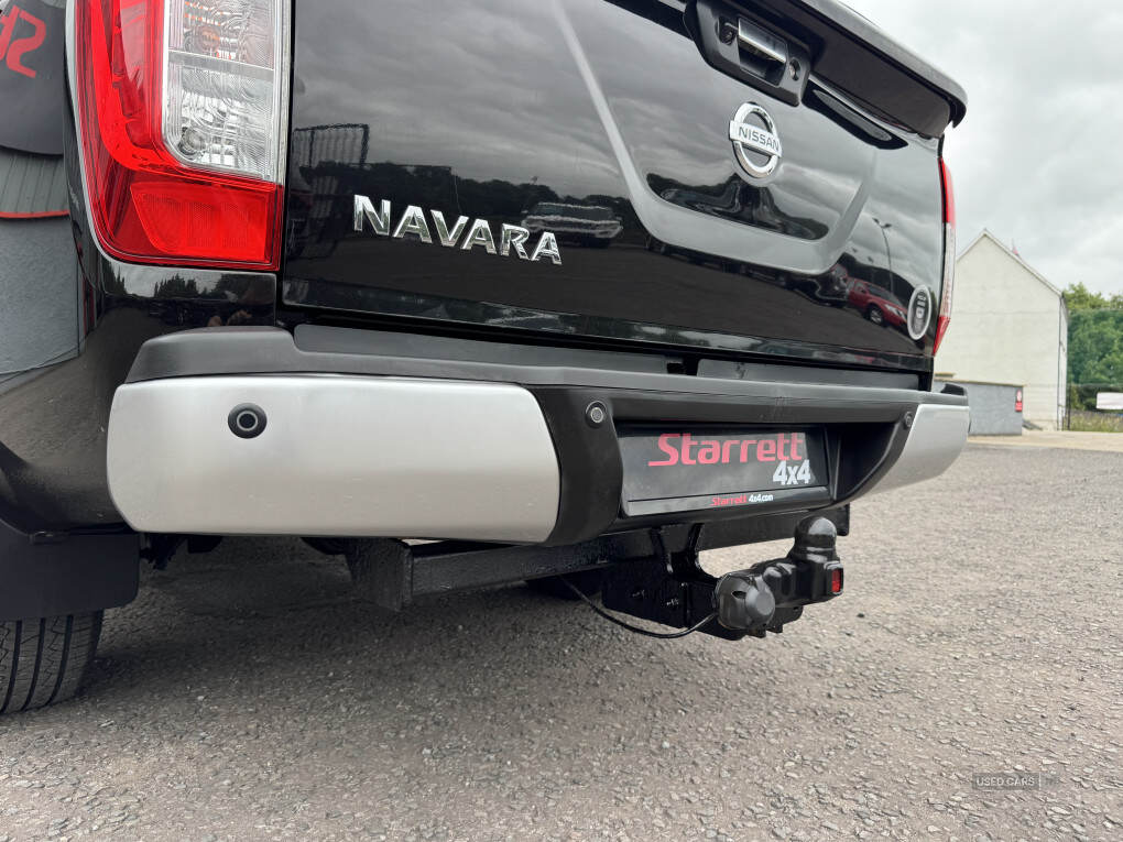 Sep 2017 Nissan Navara Double Cab Pick Up Tekna 2.3dCi 190 4WD Auto