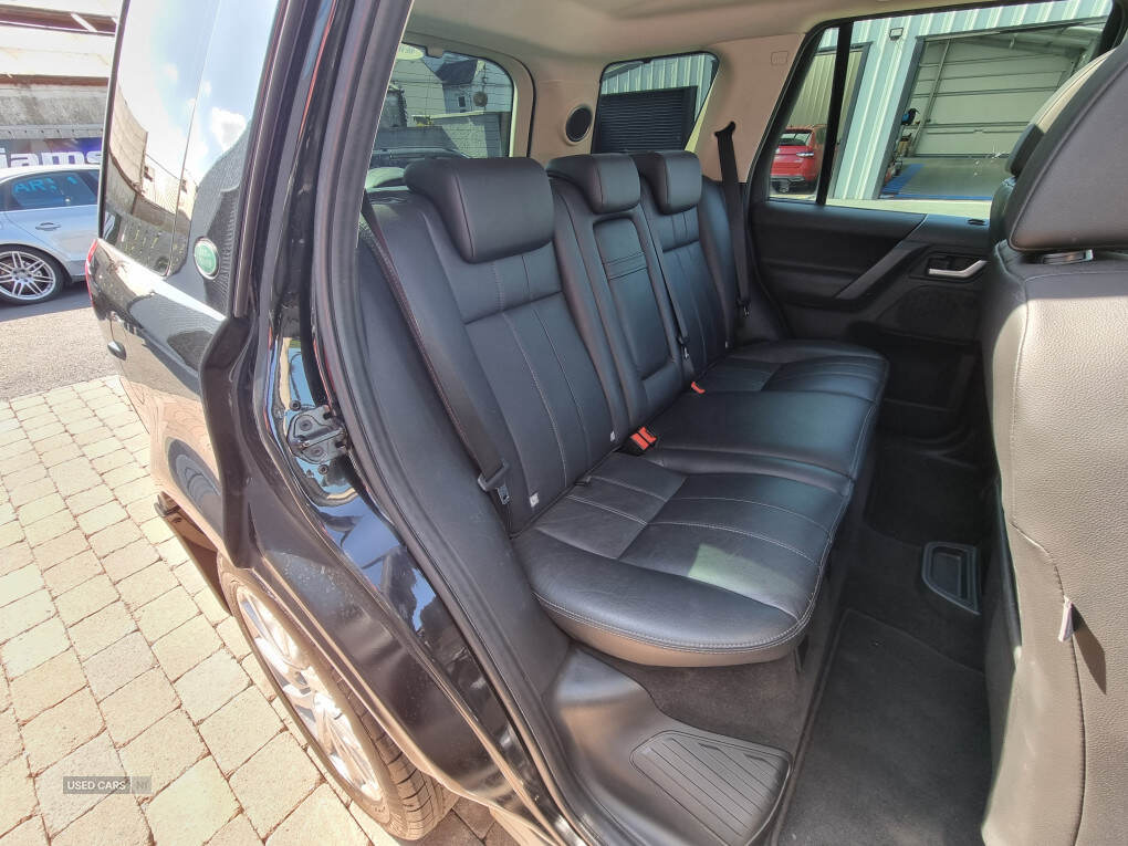 Mar 2011 Land Rover Freelander 2.2 SD4 HSE 5dr Auto