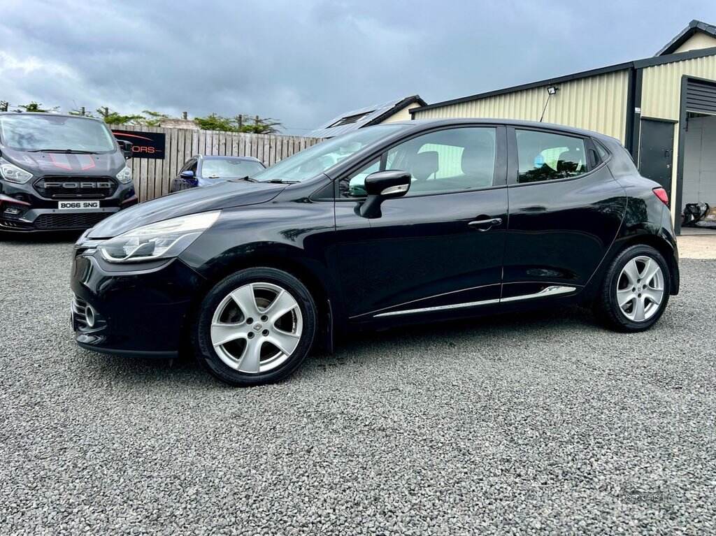 Jul 2013 Renault Clio 1.2 16V Dynamique MediaNav 5dr