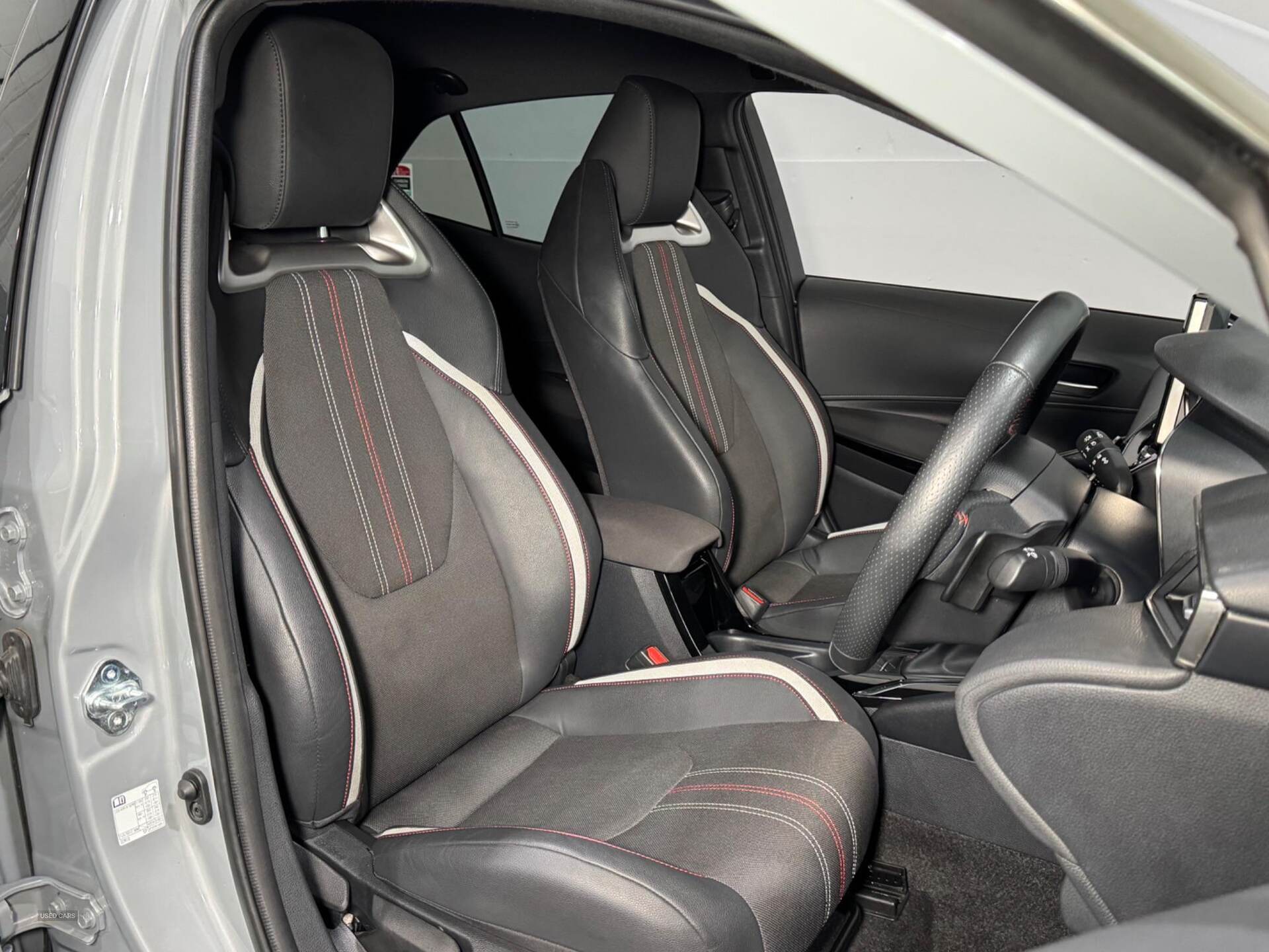 Apr 2022 Toyota Corolla 2.0 VVT-i Hybrid GR Sport 5dr CVT