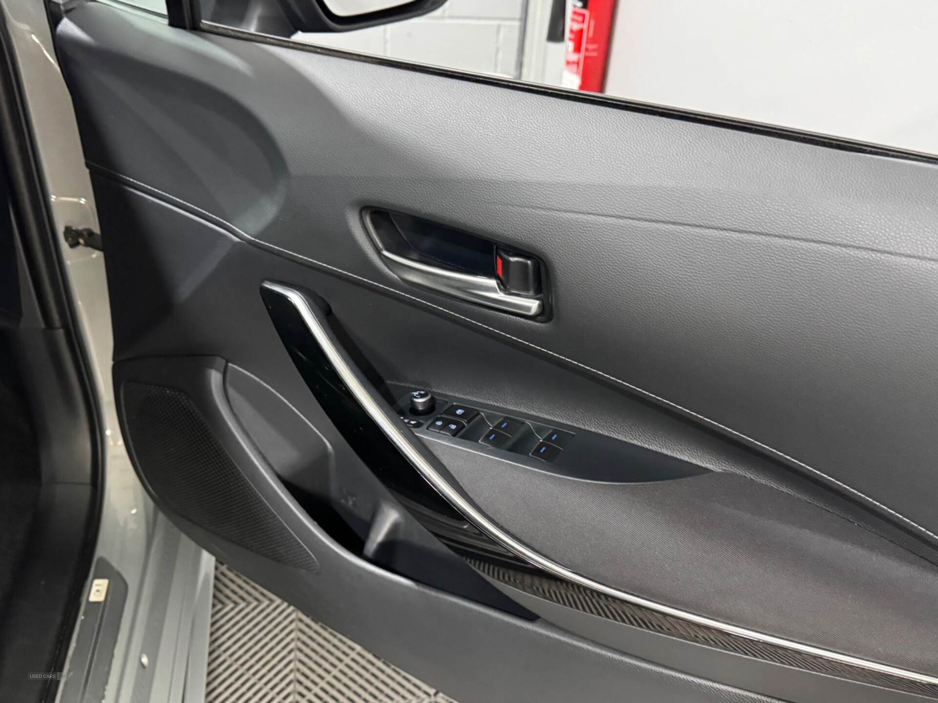 Apr 2022 Toyota Corolla 2.0 VVT-i Hybrid GR Sport 5dr CVT