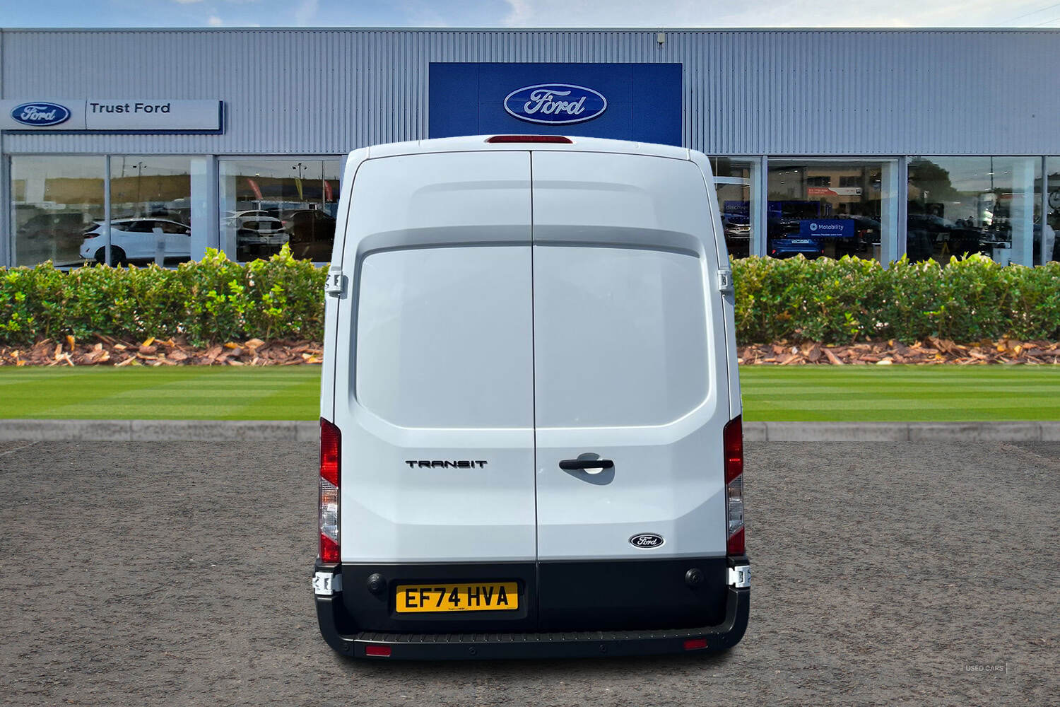Nov 2024 Ford Transit 2.0 EcoBlue 130ps H3 Leader Van [DAP]