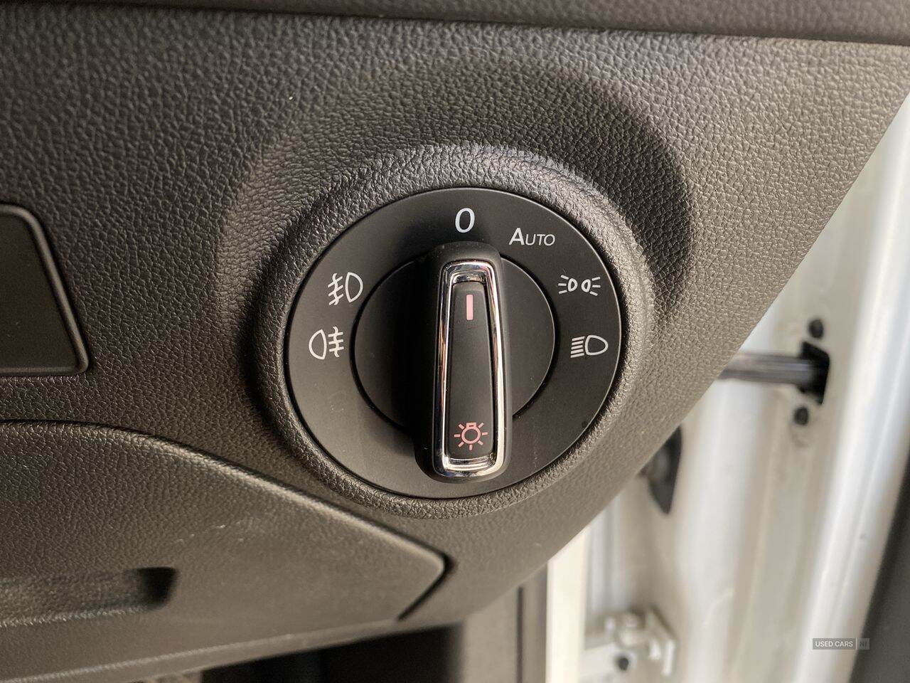 Jun 2019 Seat Leon 2.0 TDI 150 FR [EZ] 5dr