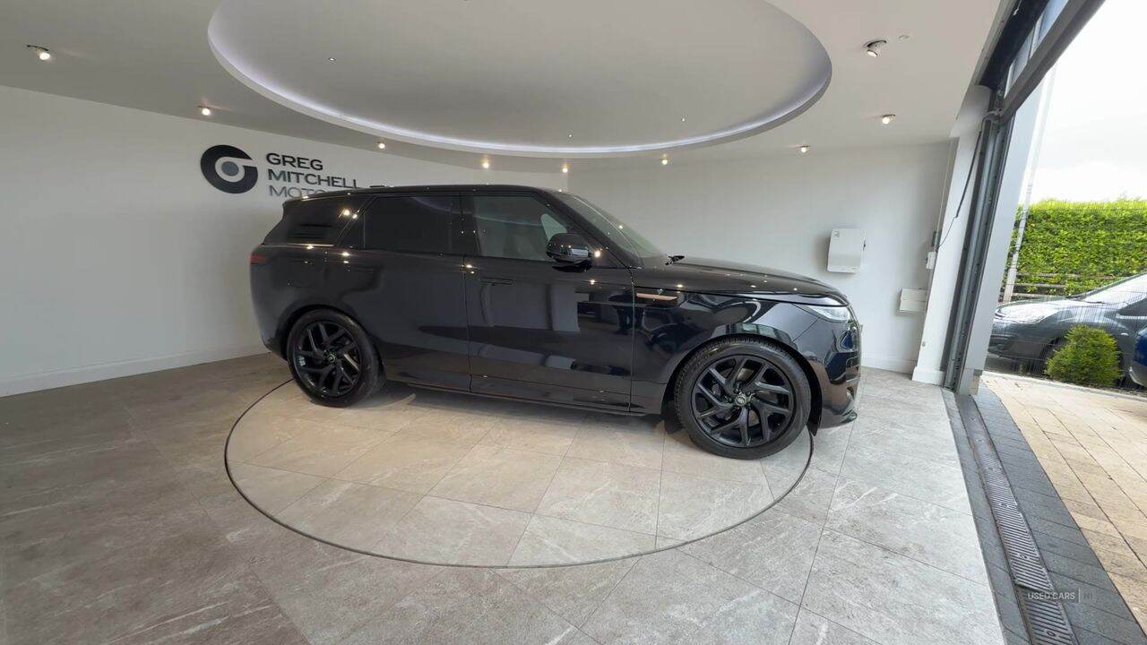 Apr 2023 Land Rover Range Rover Sport 3.0 D300 Dynamic SE 5dr Auto