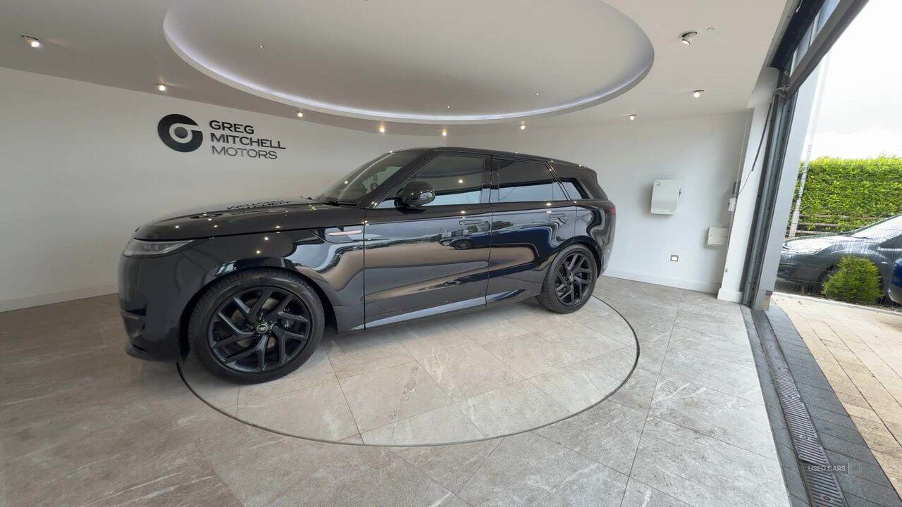 Apr 2023 Land Rover Range Rover Sport 3.0 D300 Dynamic SE 5dr Auto