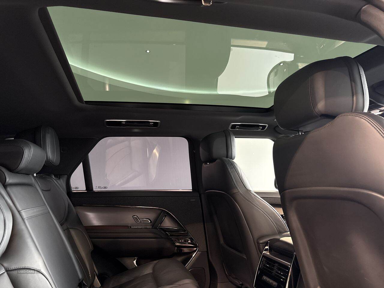 Apr 2023 Land Rover Range Rover Sport 3.0 D300 Dynamic SE 5dr Auto