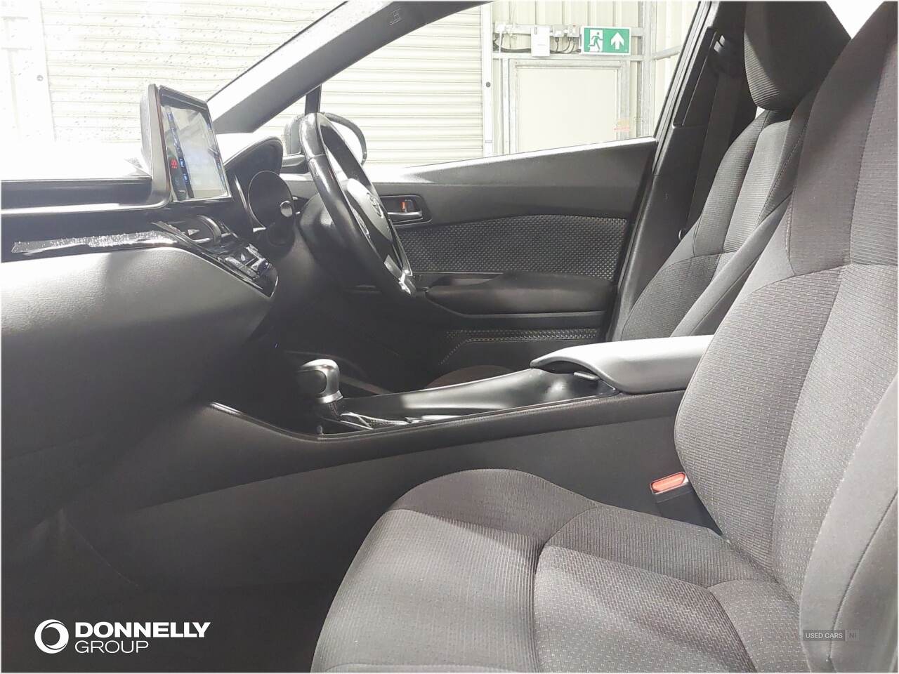Mar 2017 Toyota C-HR 1.8 Hybrid Icon 5dr CVT