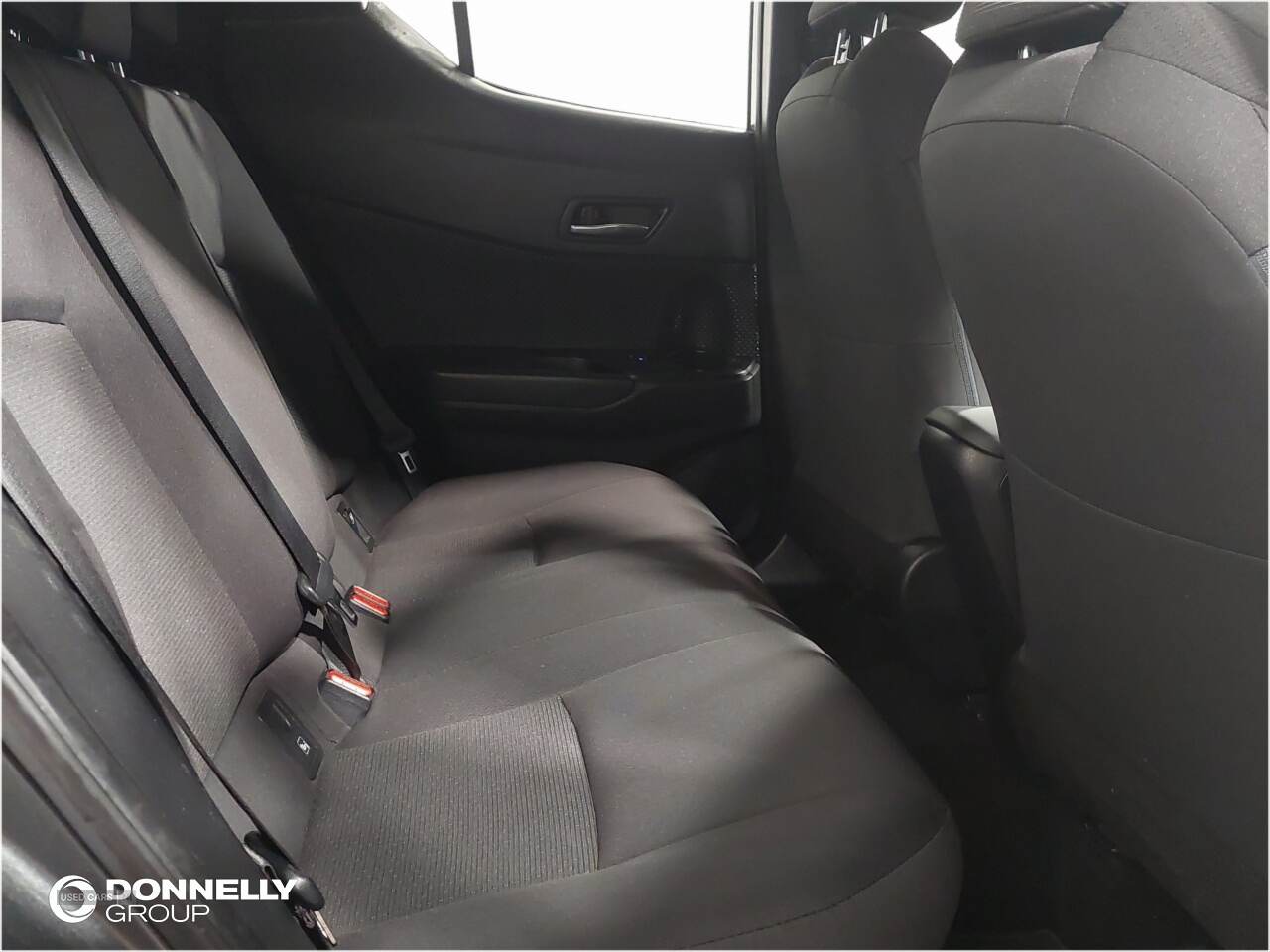 Mar 2017 Toyota C-HR 1.8 Hybrid Icon 5dr CVT