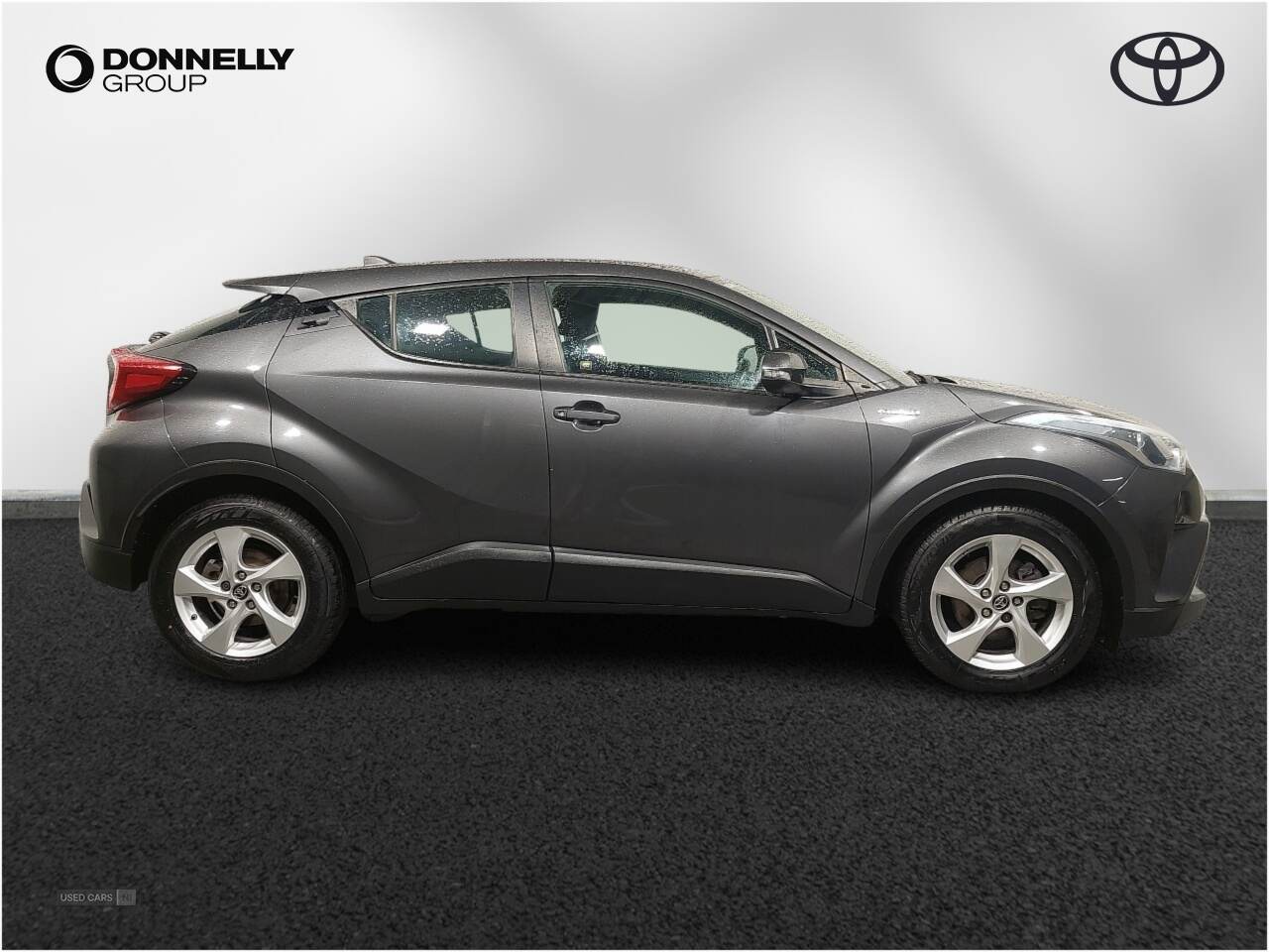Mar 2017 Toyota C-HR 1.8 Hybrid Icon 5dr CVT