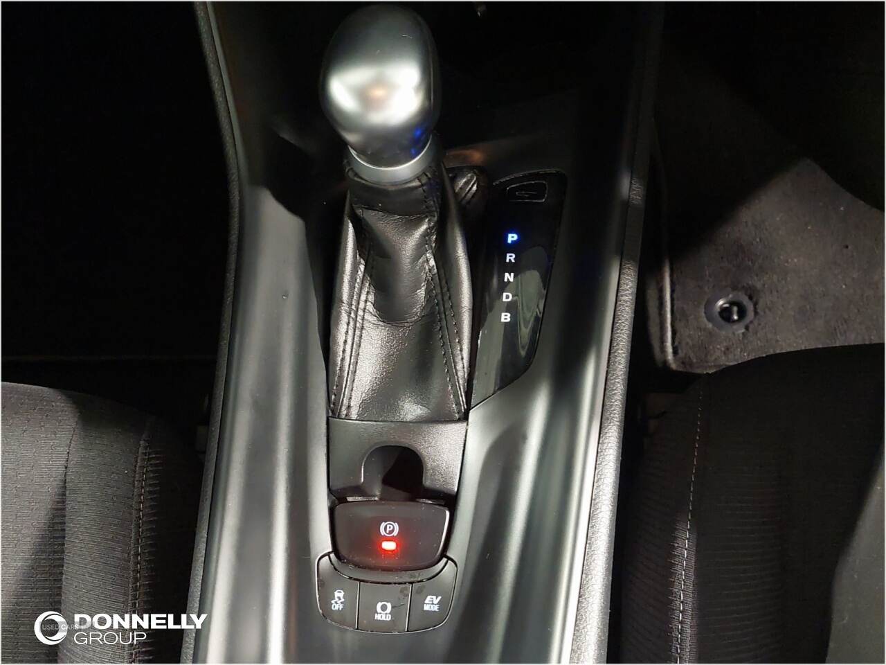 Mar 2017 Toyota C-HR 1.8 Hybrid Icon 5dr CVT
