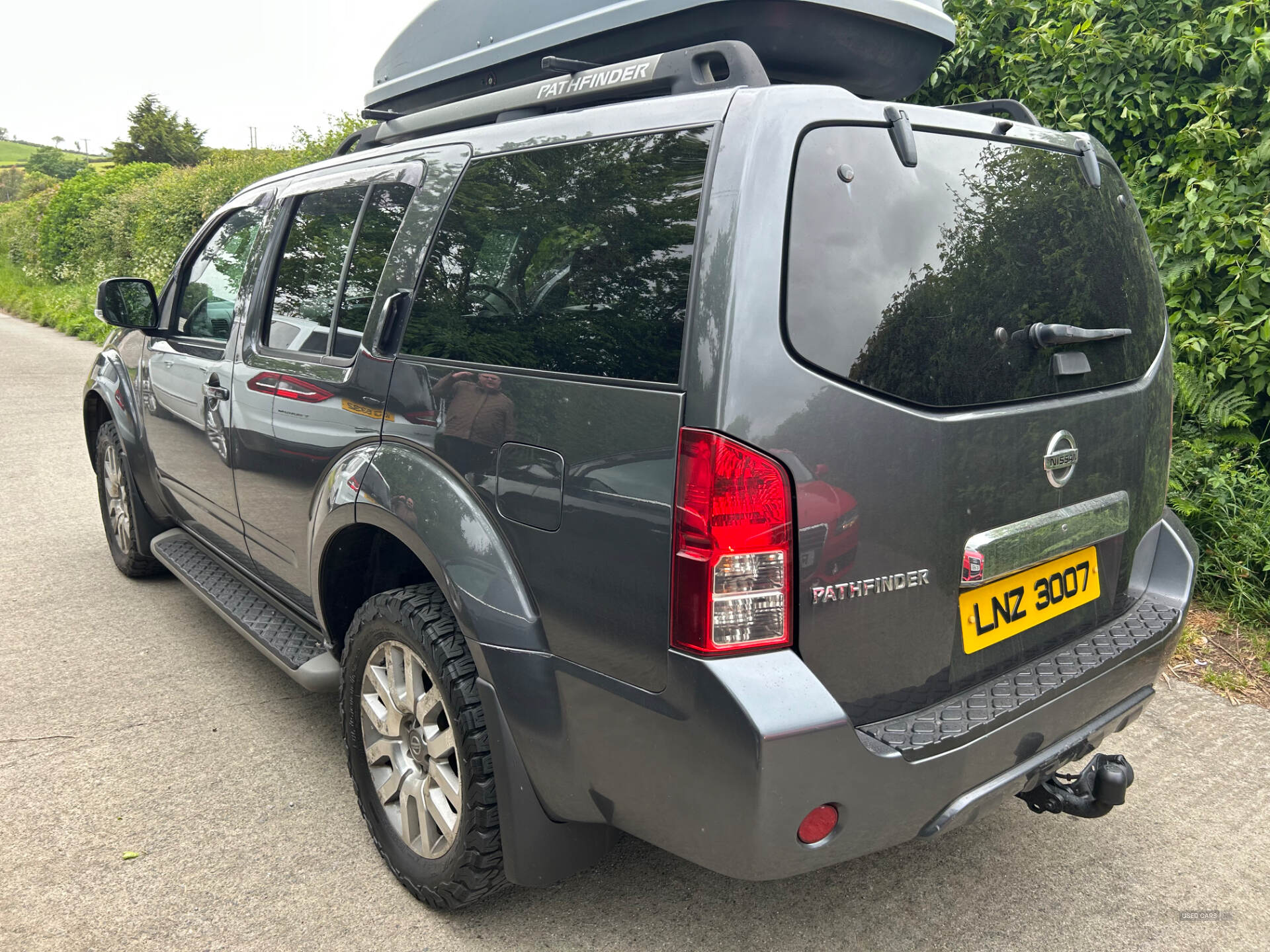 Sep 2011 Nissan Pathfinder 2.5 dCi Tekna 5dr
