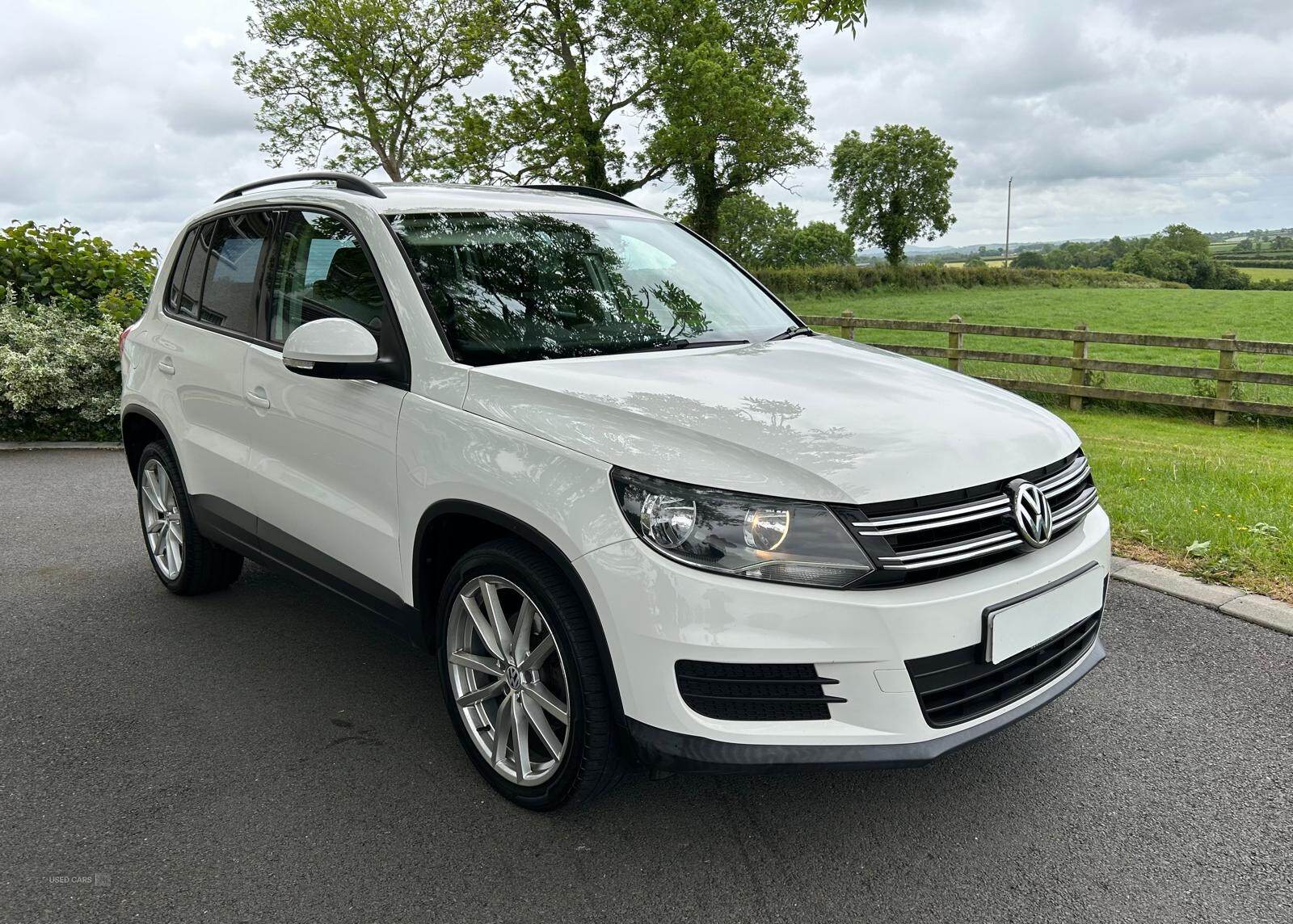 Oct 2013 Volkswagen Tiguan 2.0 TDi BlueMotion Tech S 110 5dr [2WD]