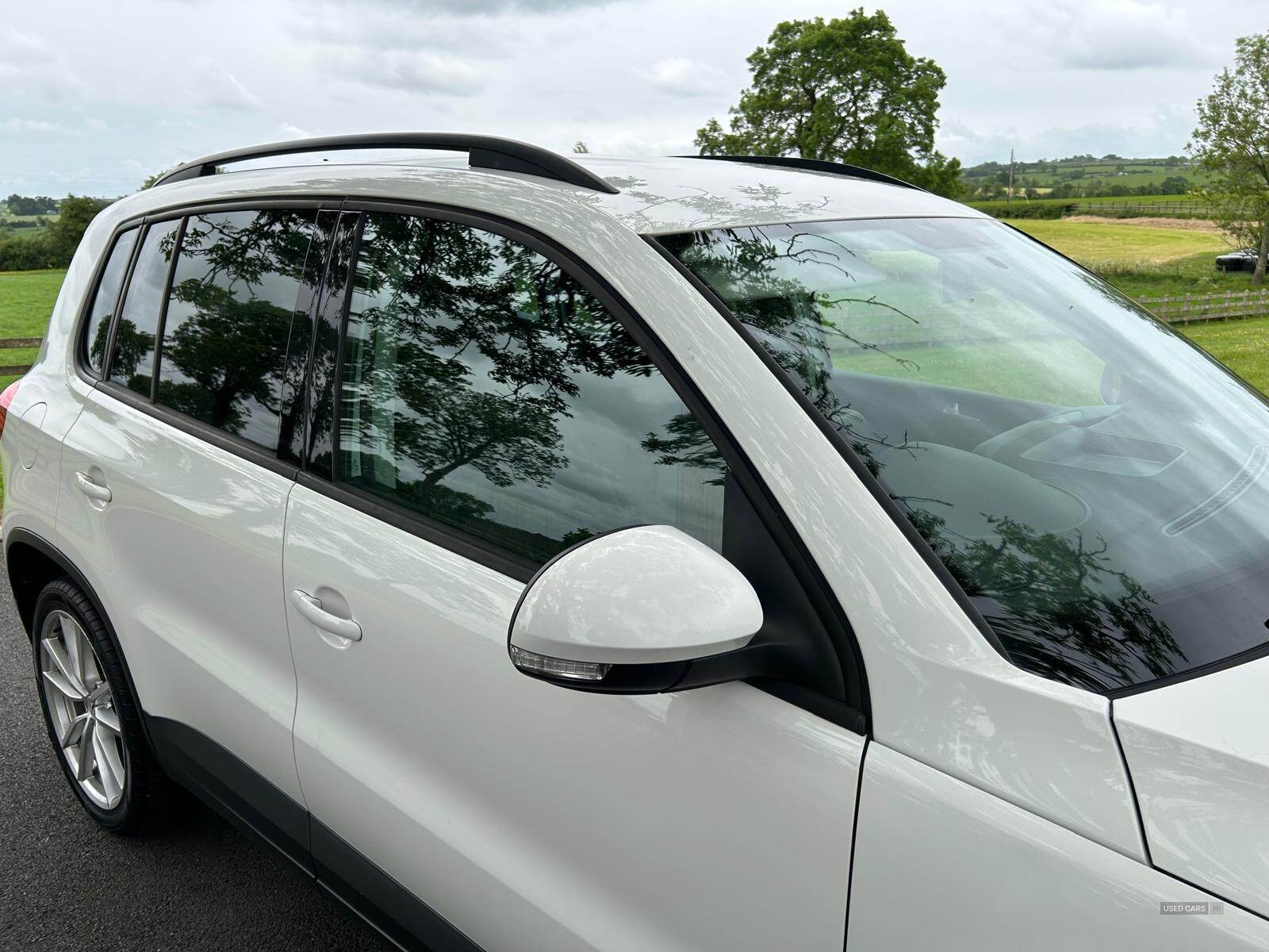 Oct 2013 Volkswagen Tiguan 2.0 TDi BlueMotion Tech S 110 5dr [2WD]