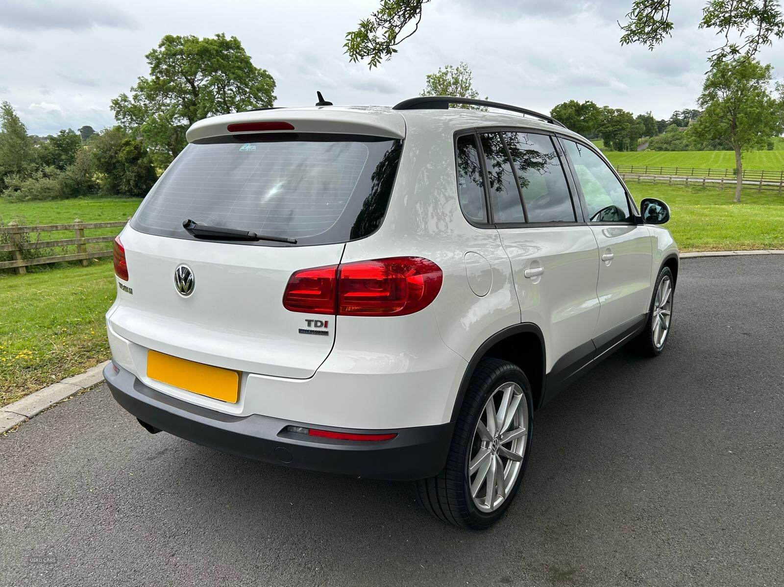 Oct 2013 Volkswagen Tiguan 2.0 TDi BlueMotion Tech S 110 5dr [2WD]