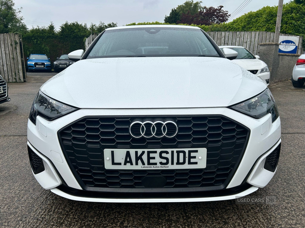Audi A3 SPORTBACK in Down