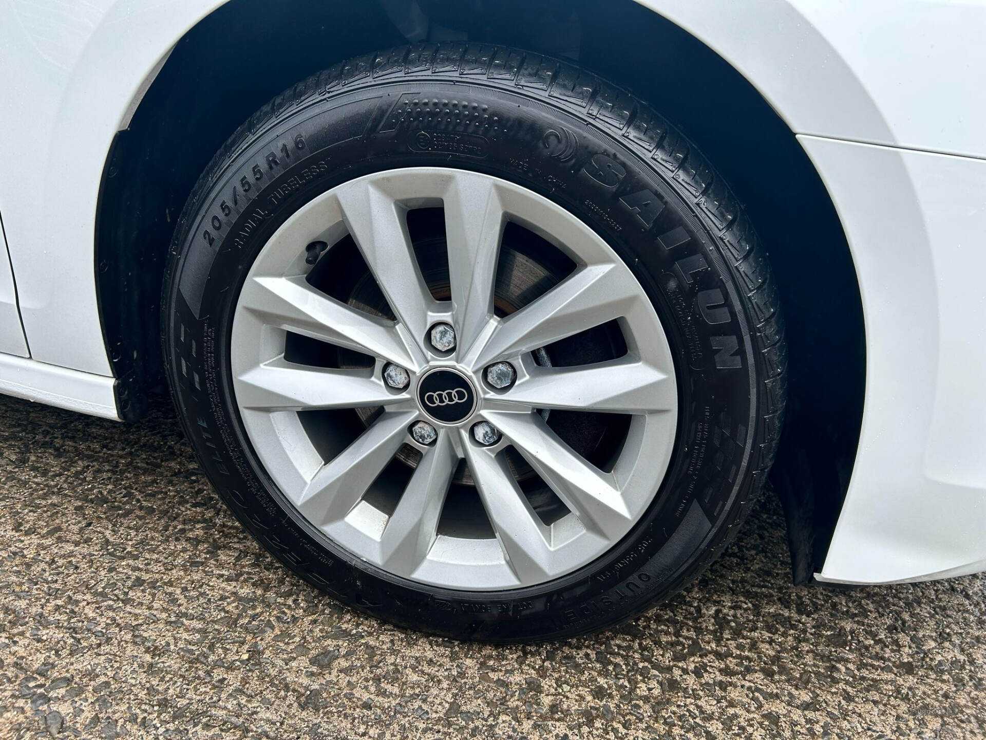 Audi A3 SPORTBACK in Down