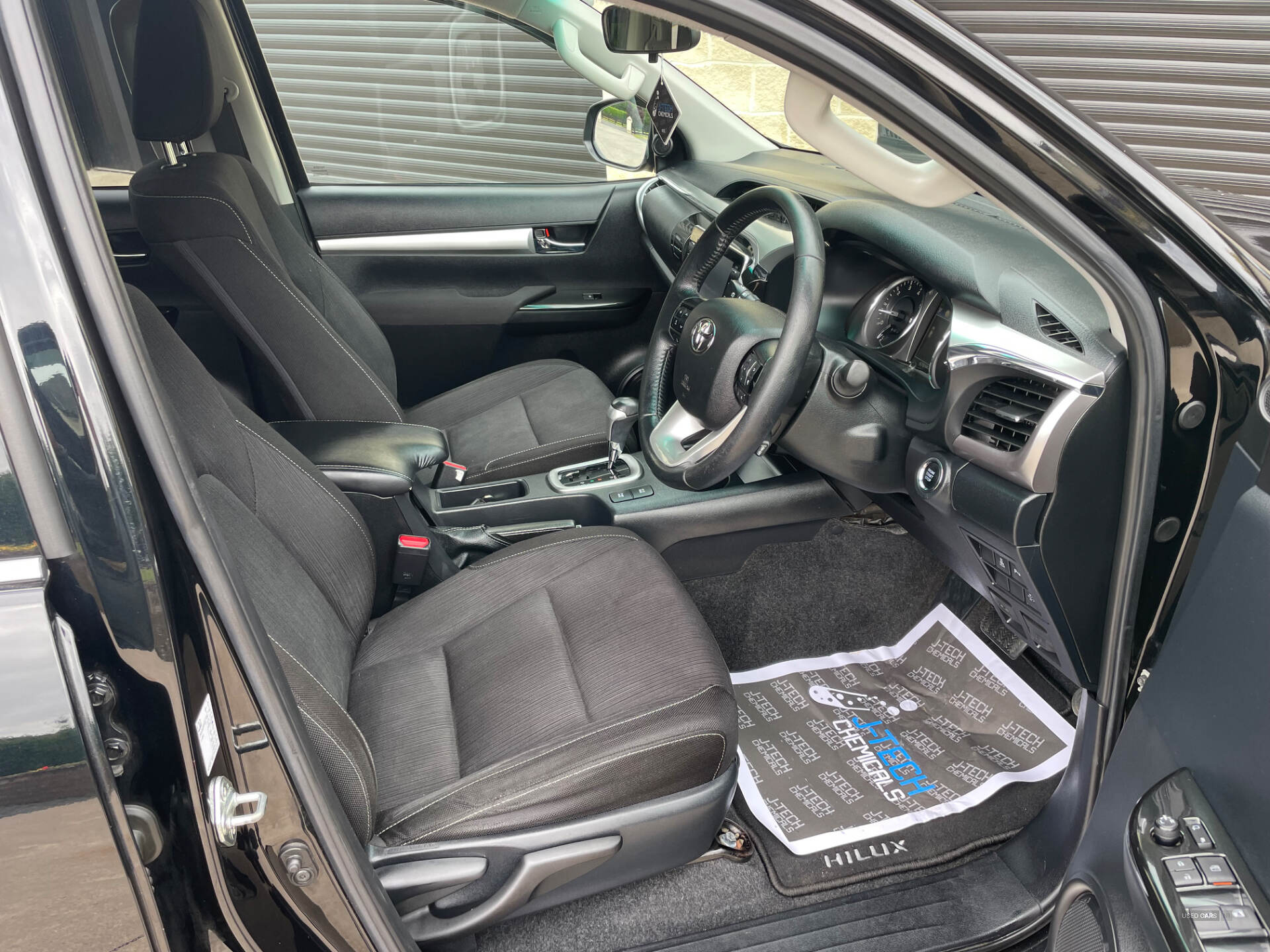 Mar 2021 Toyota Hilux Invincible D/Cab Pick Up 2.4 D-4D Auto