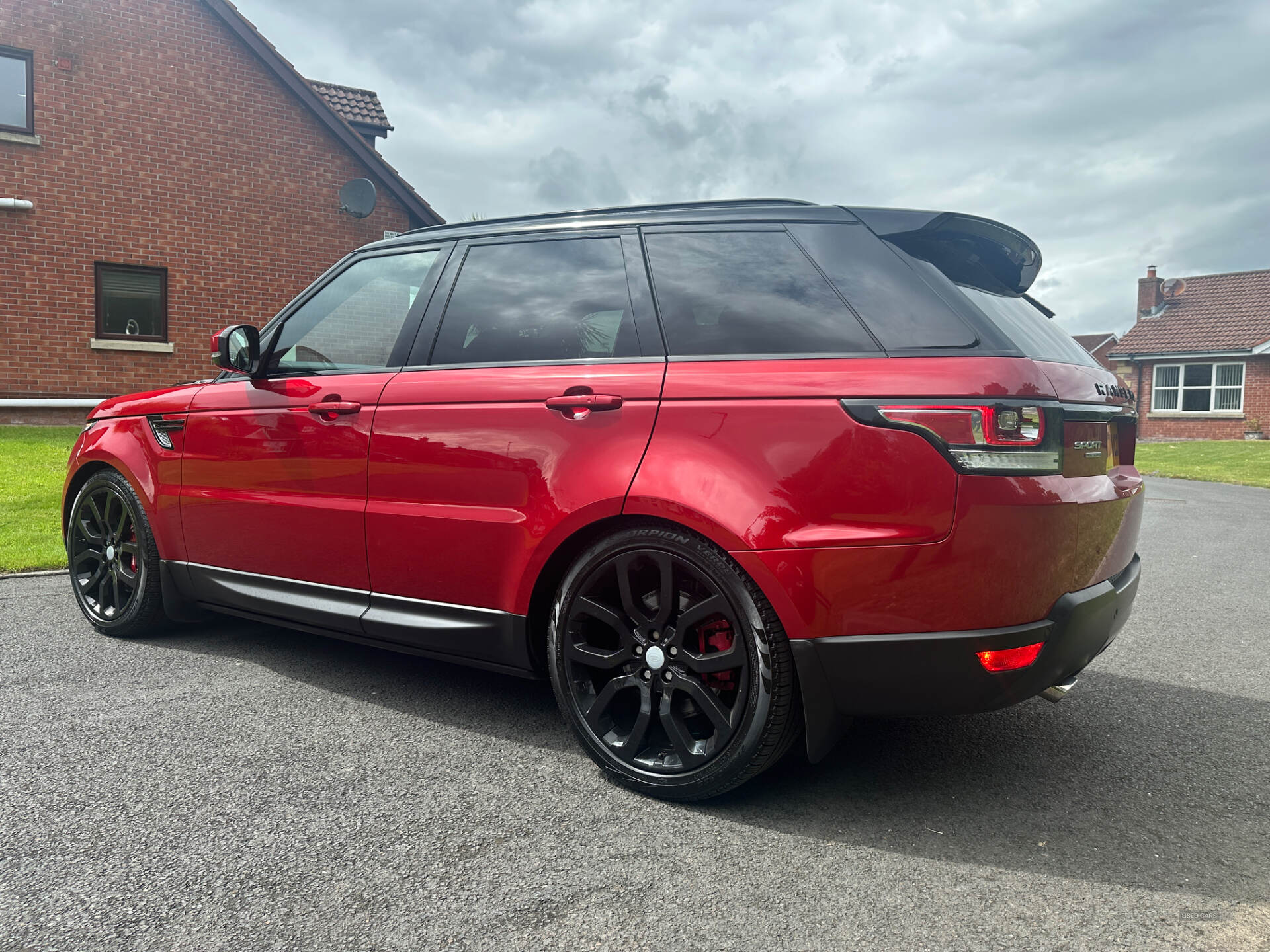 Sep 2017 Land Rover Range Rover Sport 3.0 SDV6 [306] HSE 5dr Auto