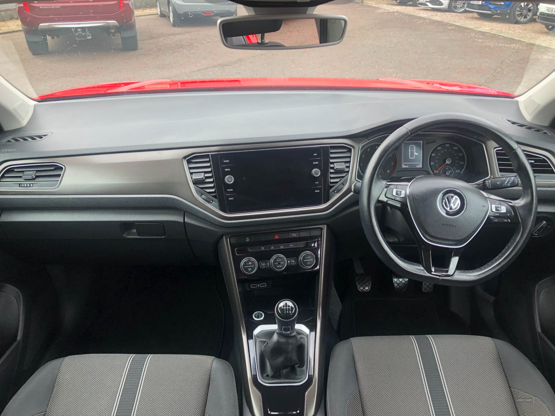 Oct 2018 Volkswagen T-Roc 1.0 TSI Design 5dr