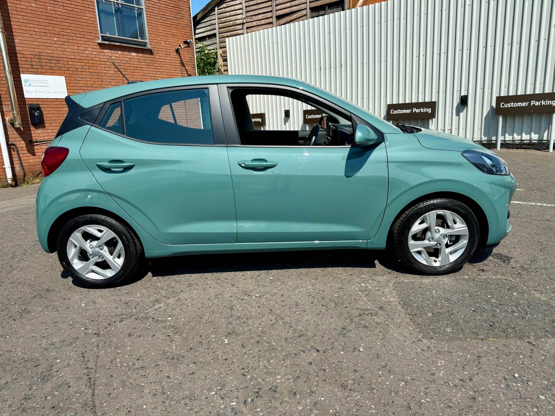 Apr 2022 Hyundai i10 1.0 MPi SE Connect 5dr