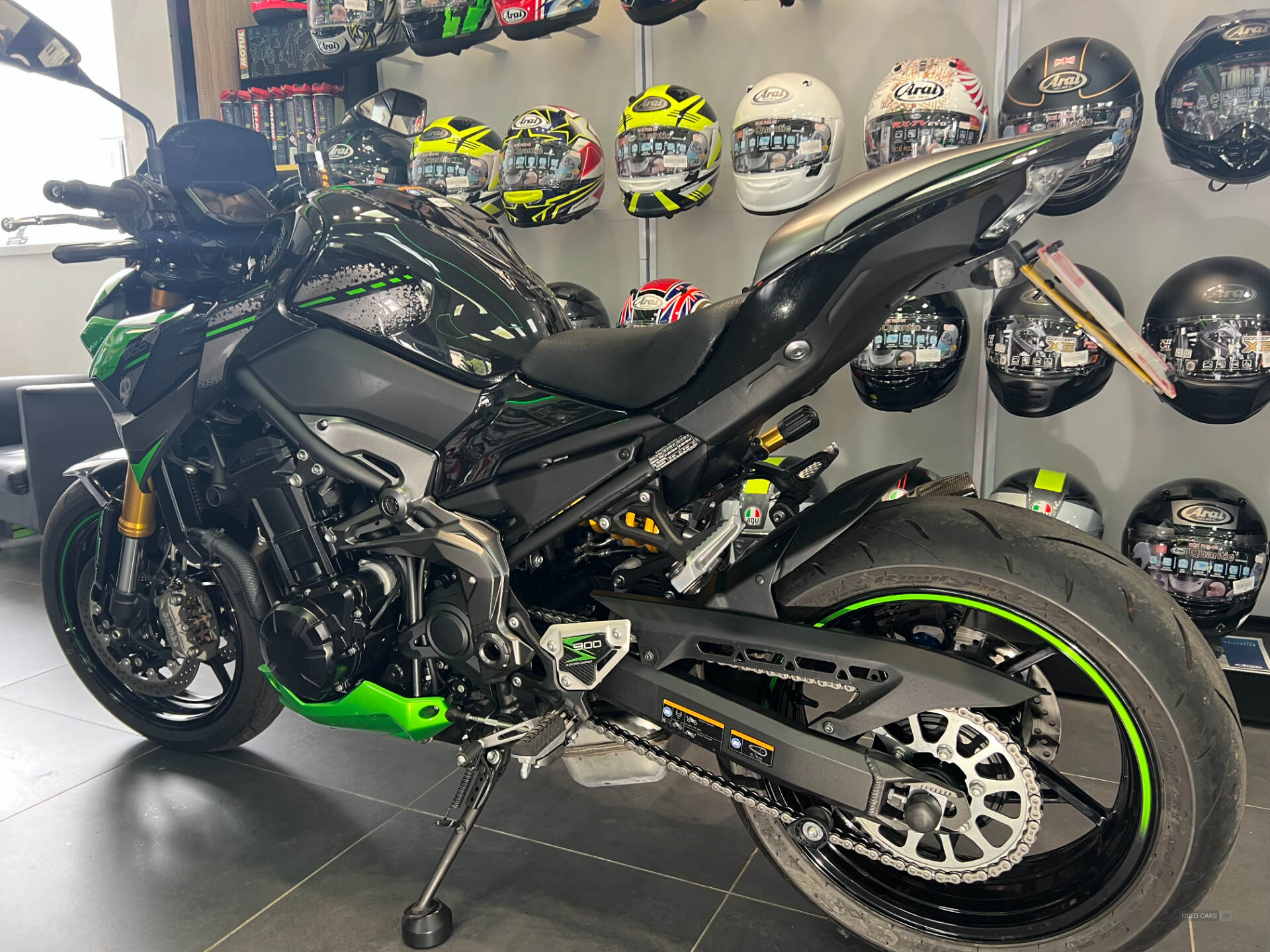 2023 Kawasaki Z Series 2023 KAWQASAKI Z900 SE PERFORMANCE EDITION