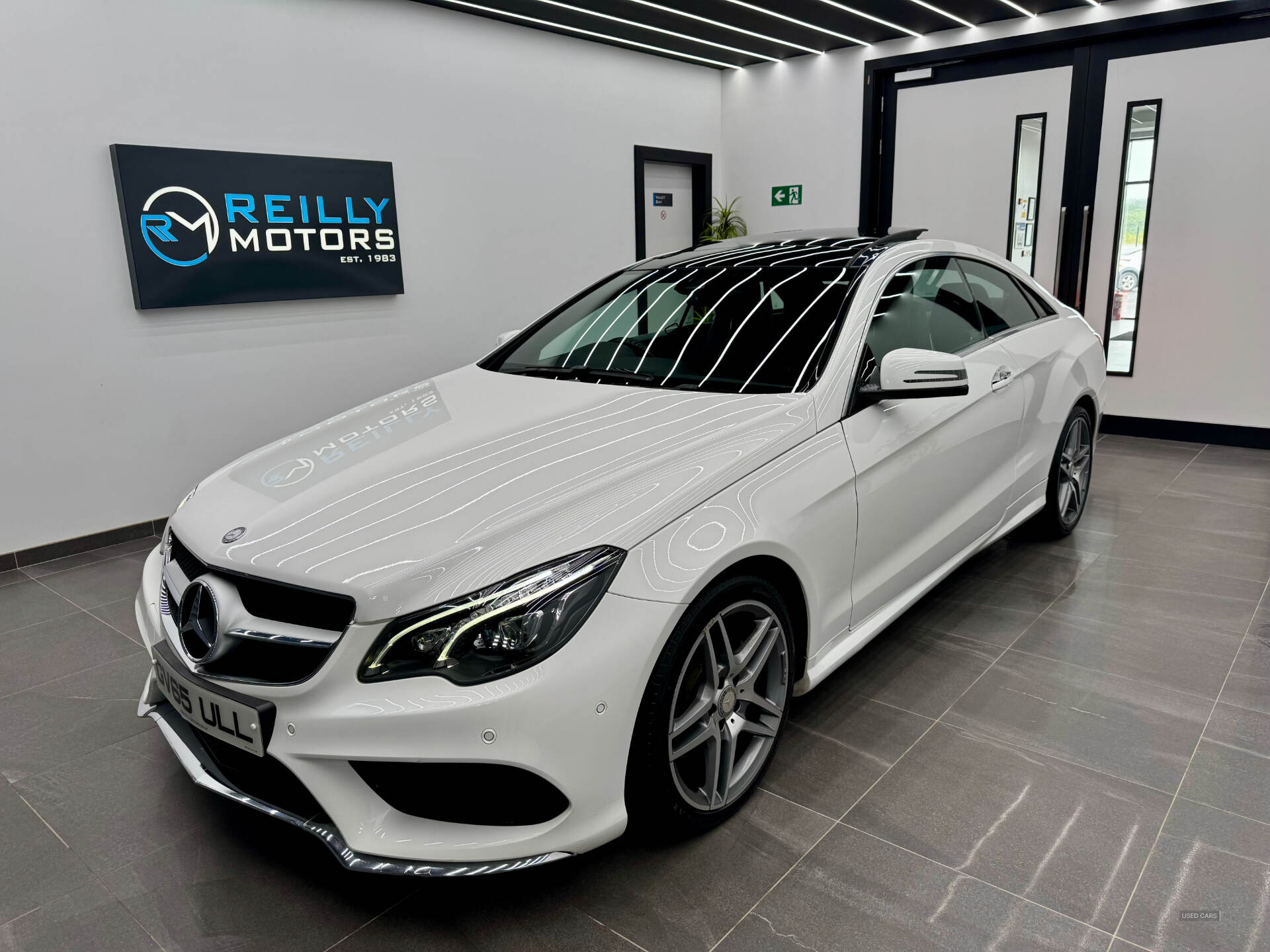 Jan 2016 Mercedes E-Class E350 BlueTEC AMG Line Premium 2dr 9G-Tronic