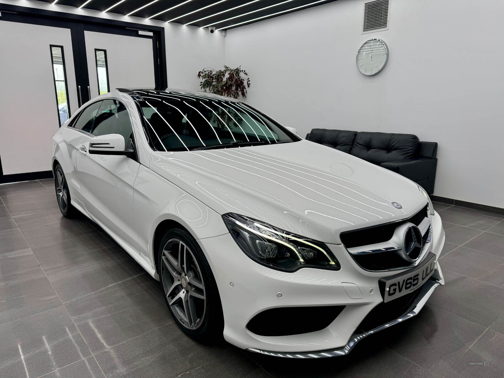 Jan 2016 Mercedes E-Class E350 BlueTEC AMG Line Premium 2dr 9G-Tronic