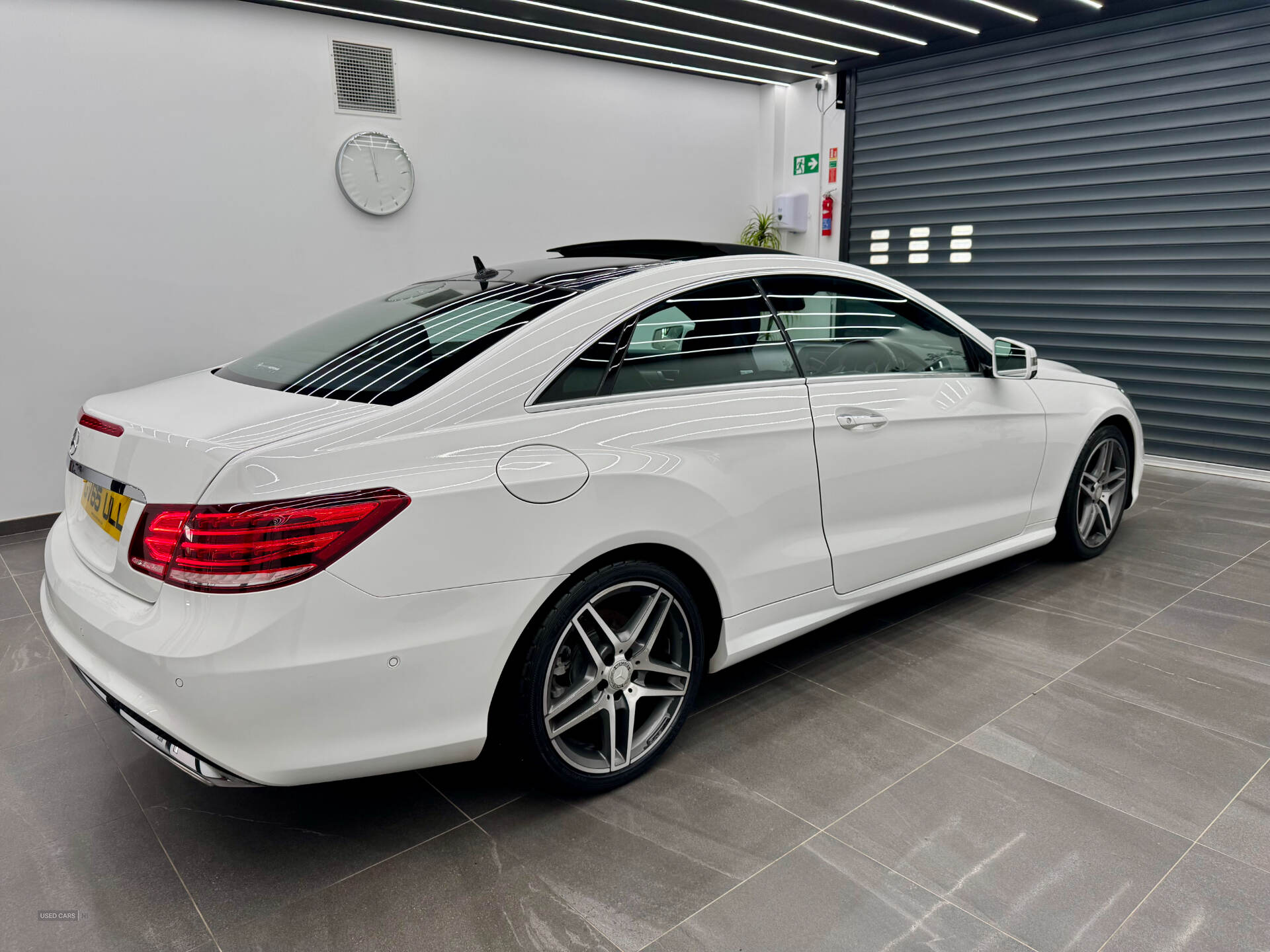 Jan 2016 Mercedes E-Class E350 BlueTEC AMG Line Premium 2dr 9G-Tronic