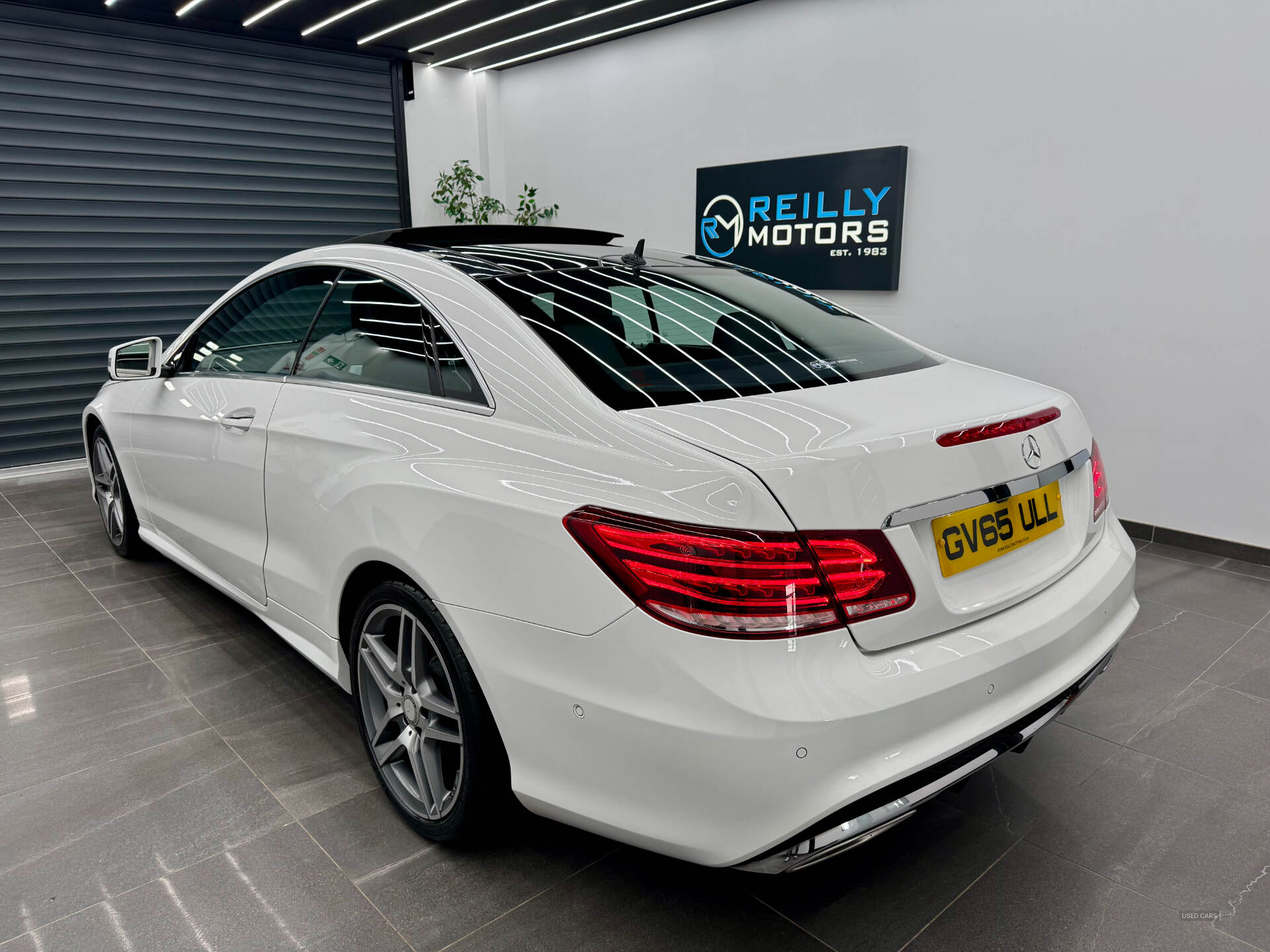 Jan 2016 Mercedes E-Class E350 BlueTEC AMG Line Premium 2dr 9G-Tronic