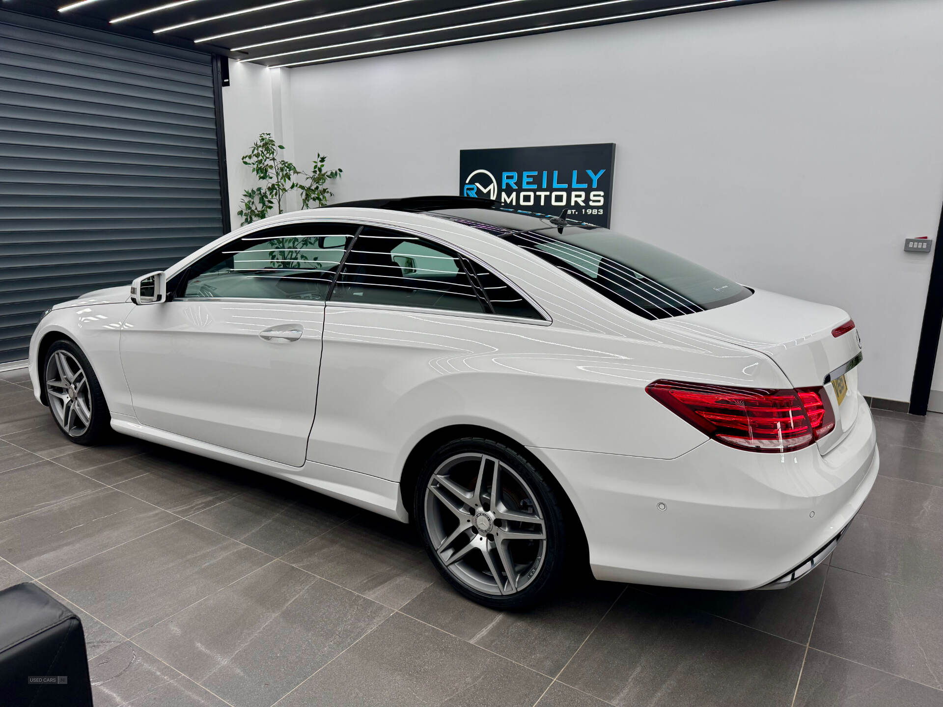 Jan 2016 Mercedes E-Class E350 BlueTEC AMG Line Premium 2dr 9G-Tronic