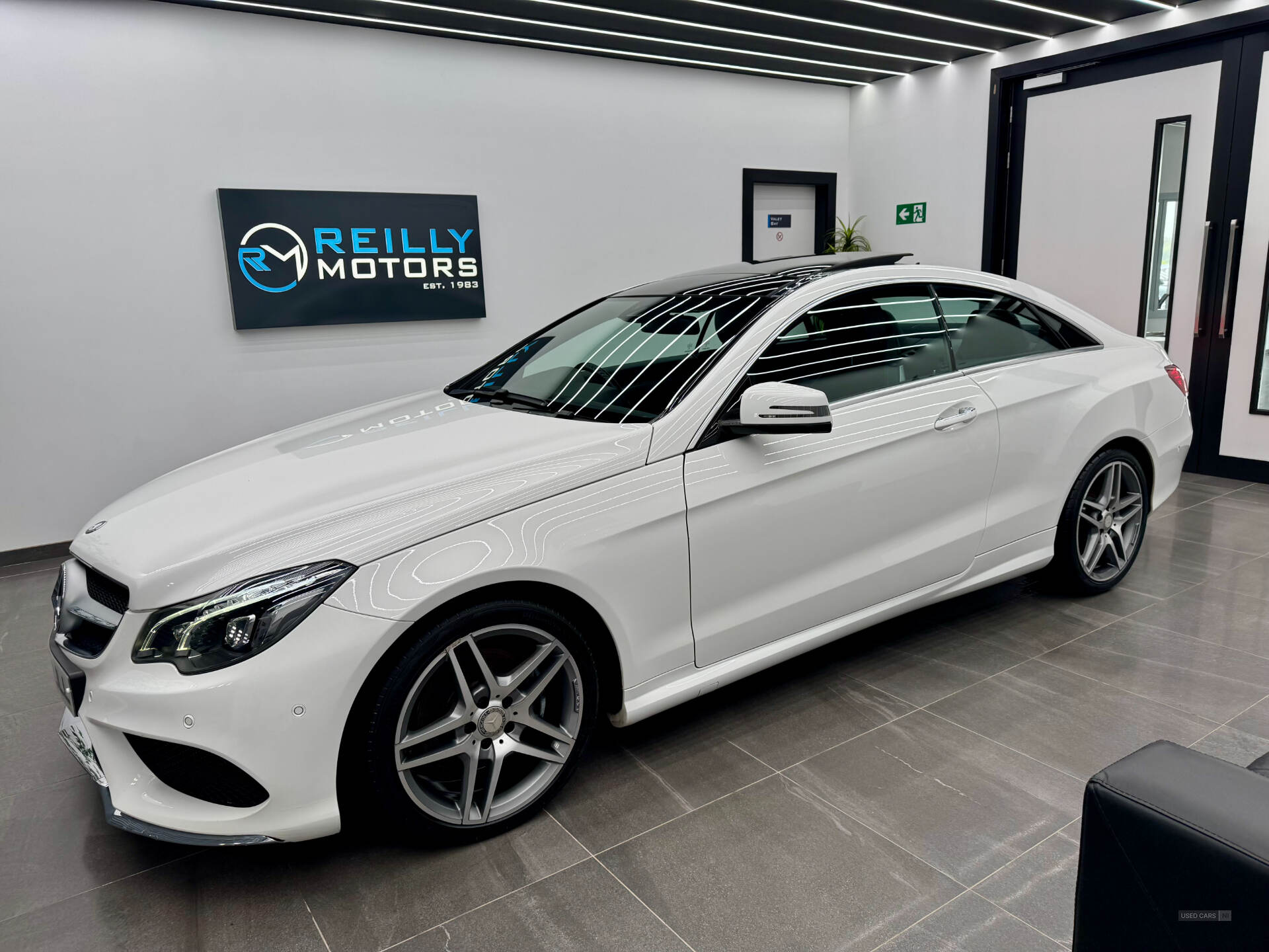 Jan 2016 Mercedes E-Class E350 BlueTEC AMG Line Premium 2dr 9G-Tronic