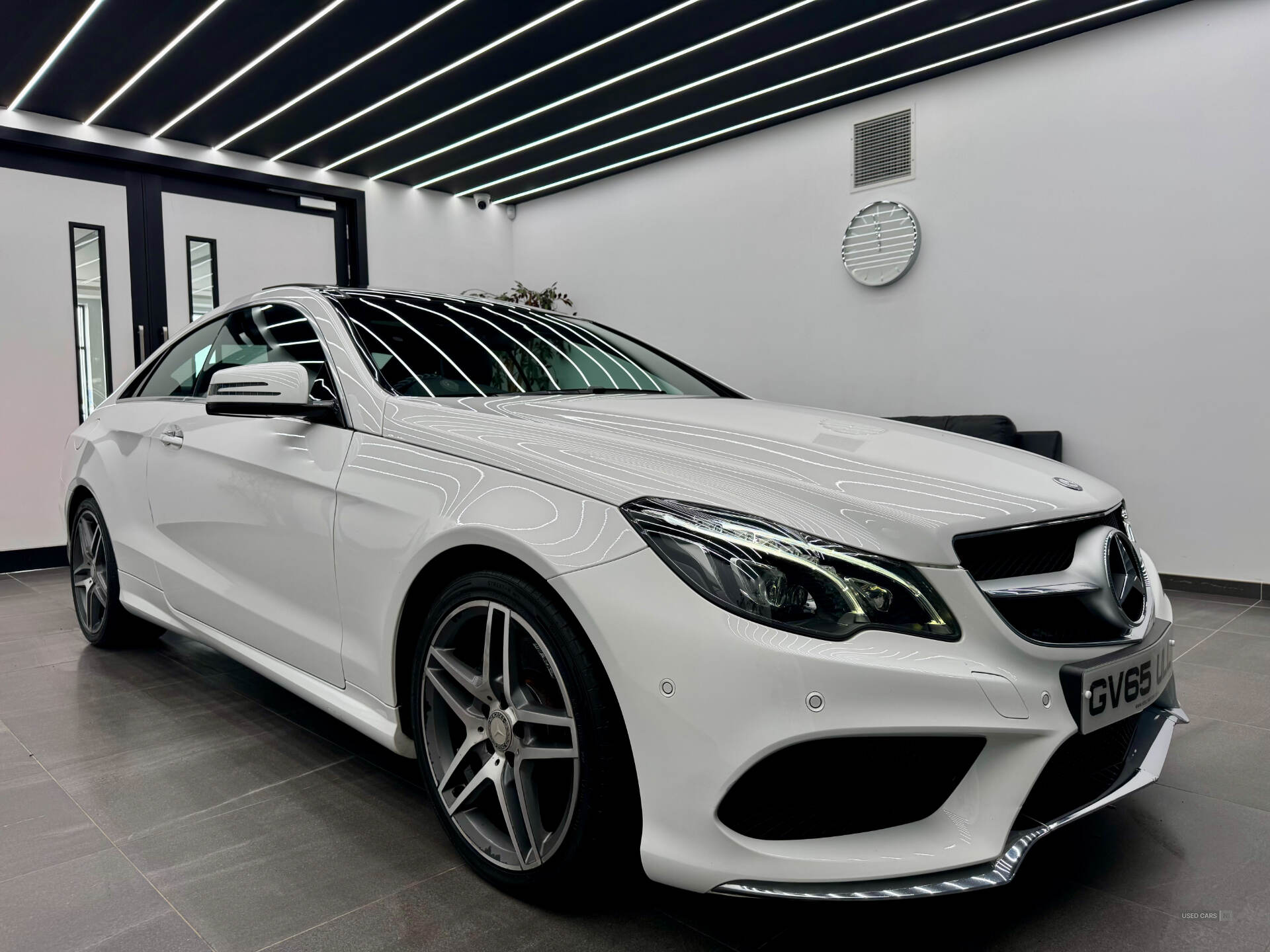 Jan 2016 Mercedes E-Class E350 BlueTEC AMG Line Premium 2dr 9G-Tronic