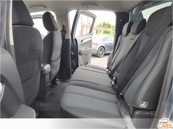 Isuzu D-Max DIESEL in Down