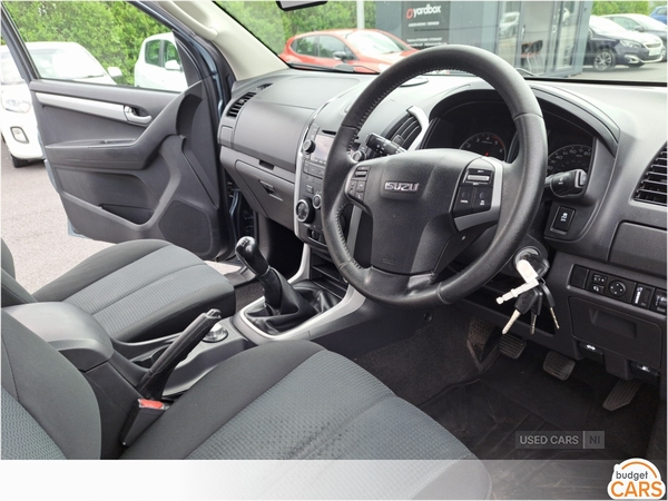 Isuzu D-Max DIESEL in Down