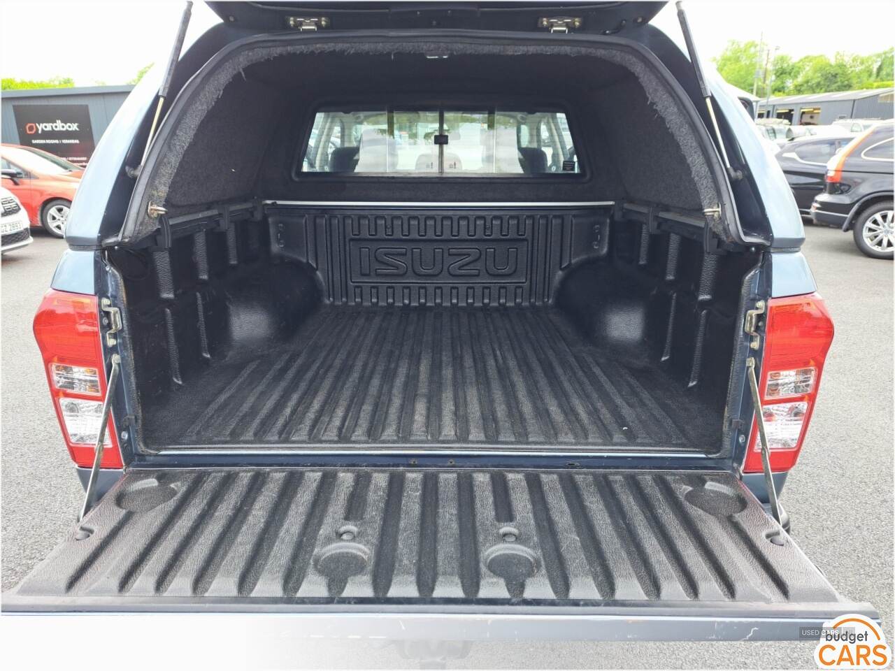 Isuzu D-Max DIESEL in Down