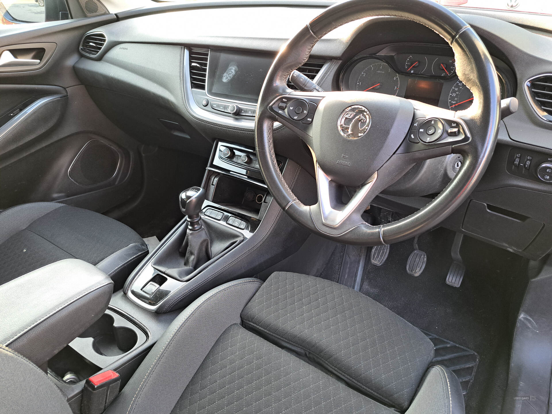 Jan 2022 Vauxhall Grandland X 1.5 Turbo D SRi Nav 5dr