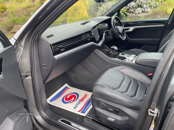 Volkswagen Touareg DIESEL ESTATE in Tyrone