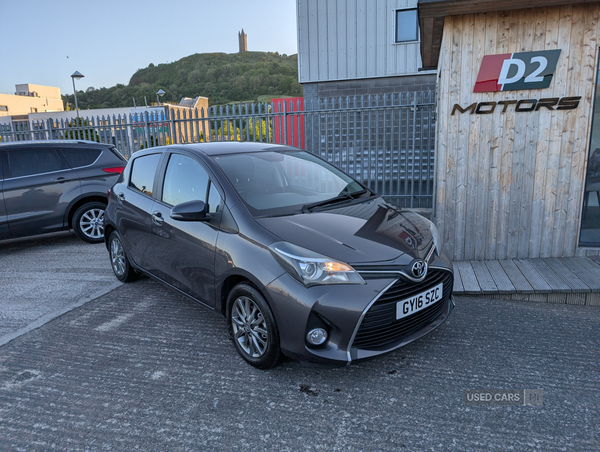 Toyota Yaris HATCHBACK in Down